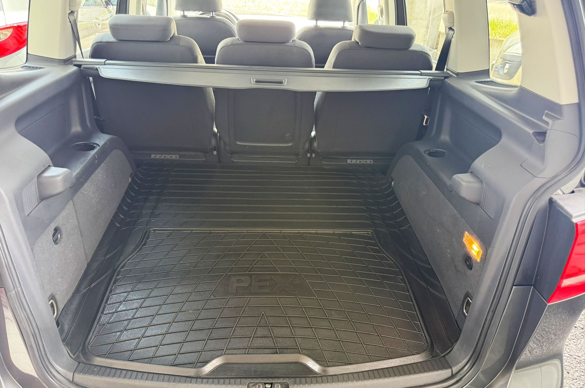 VW Touran Comfortline 1.4 TSI-image-15