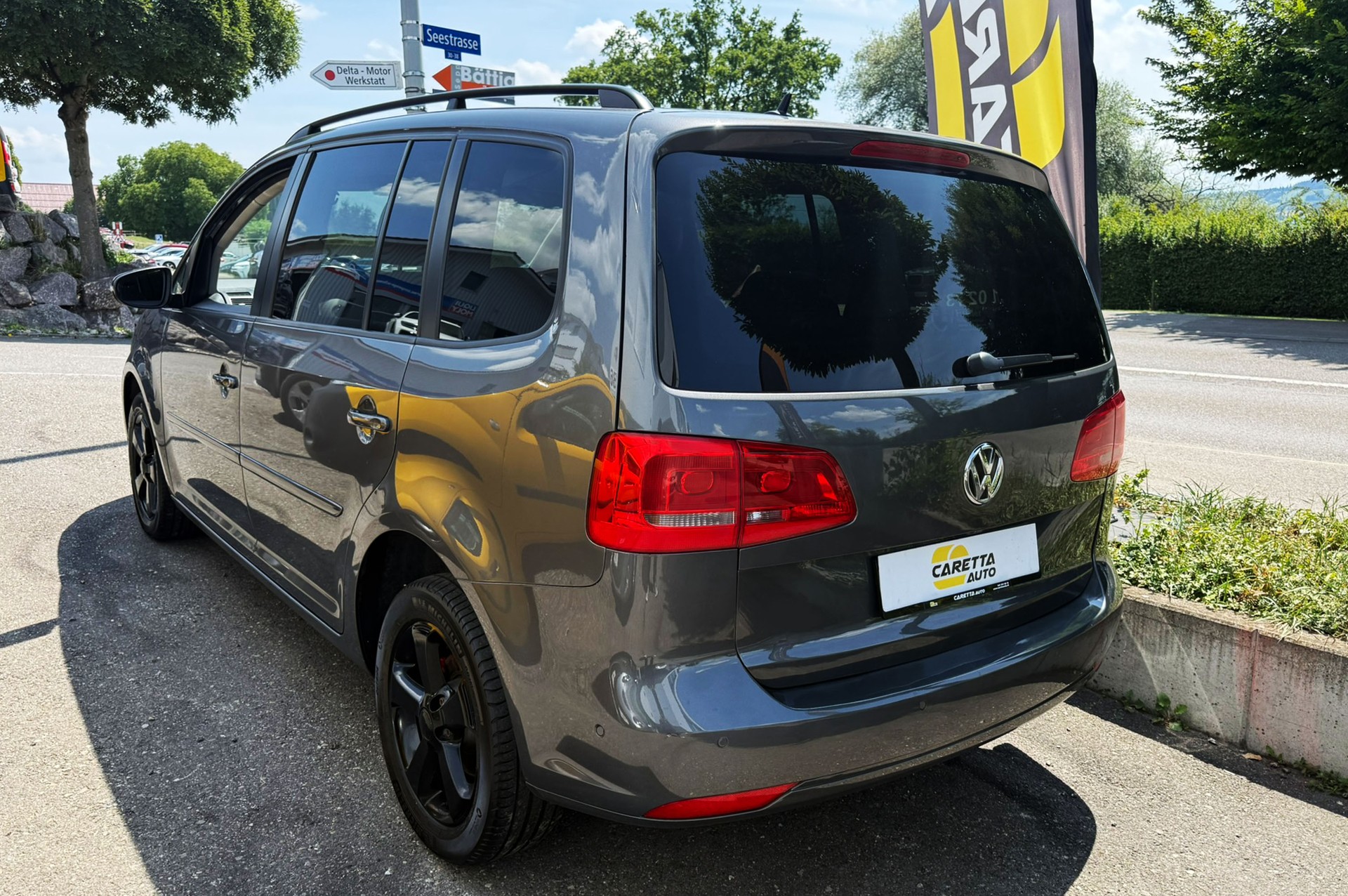 VW Touran Comfortline 1.4 TSI-image-4