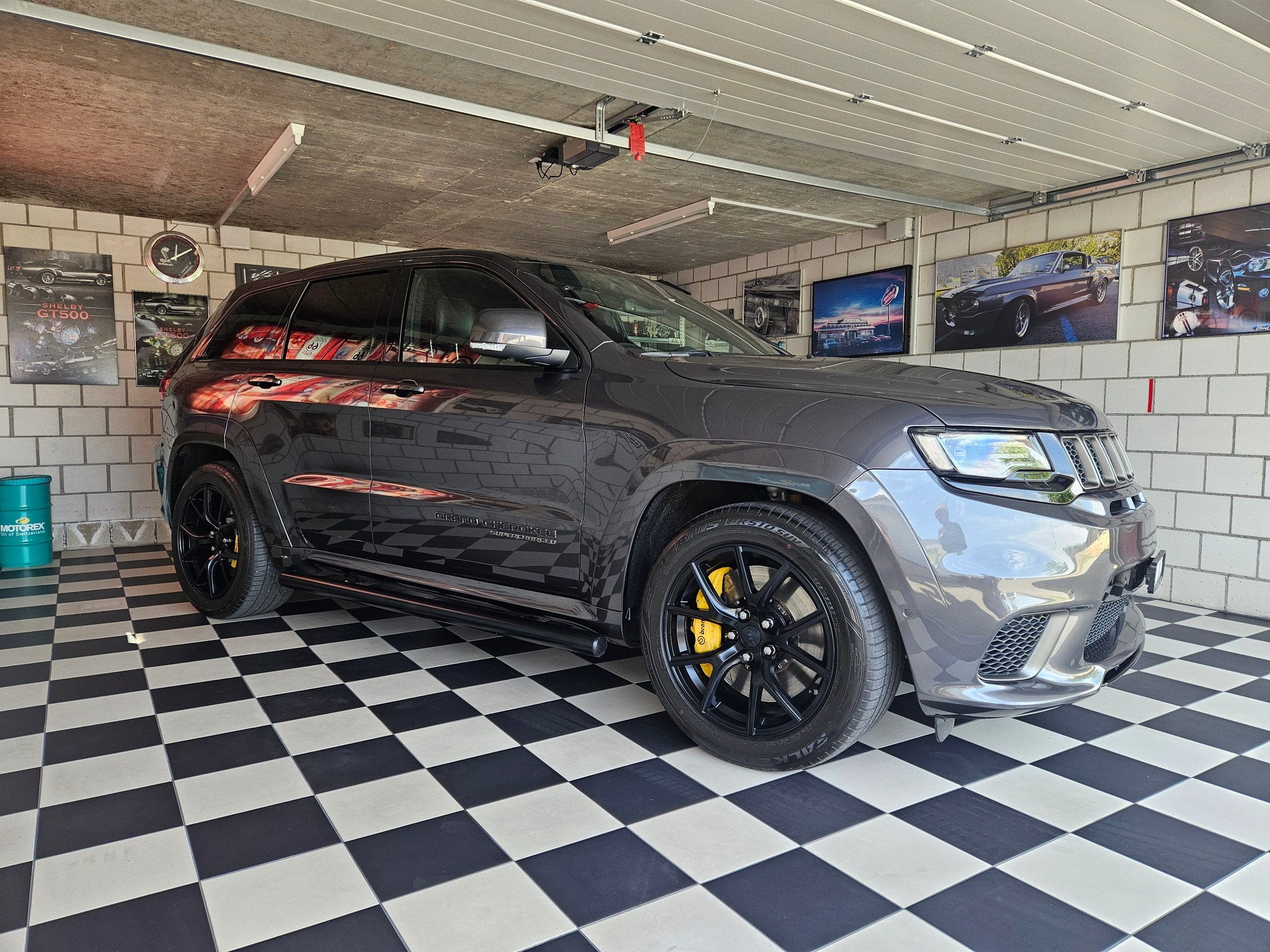 JEEP 6.2 V8 HEMI Trackhawk-image-0