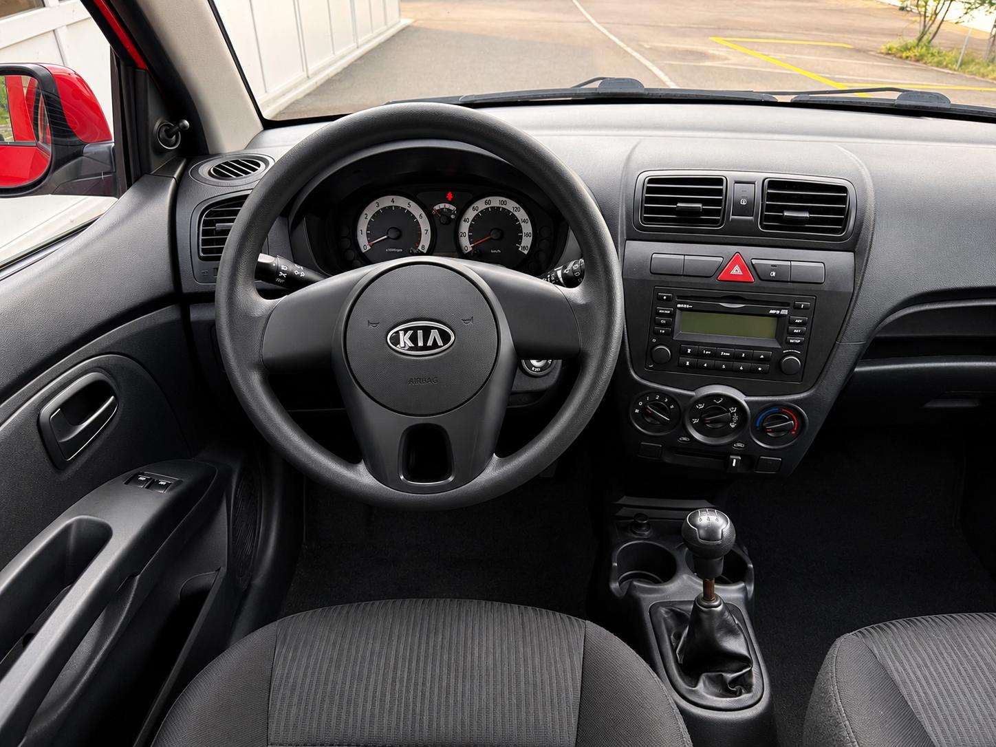 KIA Picanto 1.1 Classic-image-8