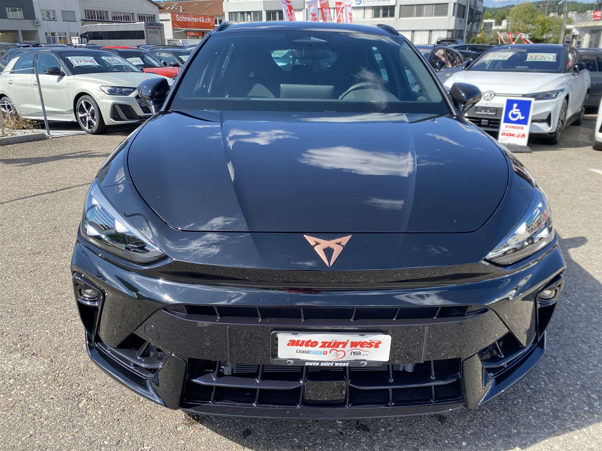 CUPRA LEON ST 2.0 TSi VZ 4Drive 333PS DSG-Automat-image-15