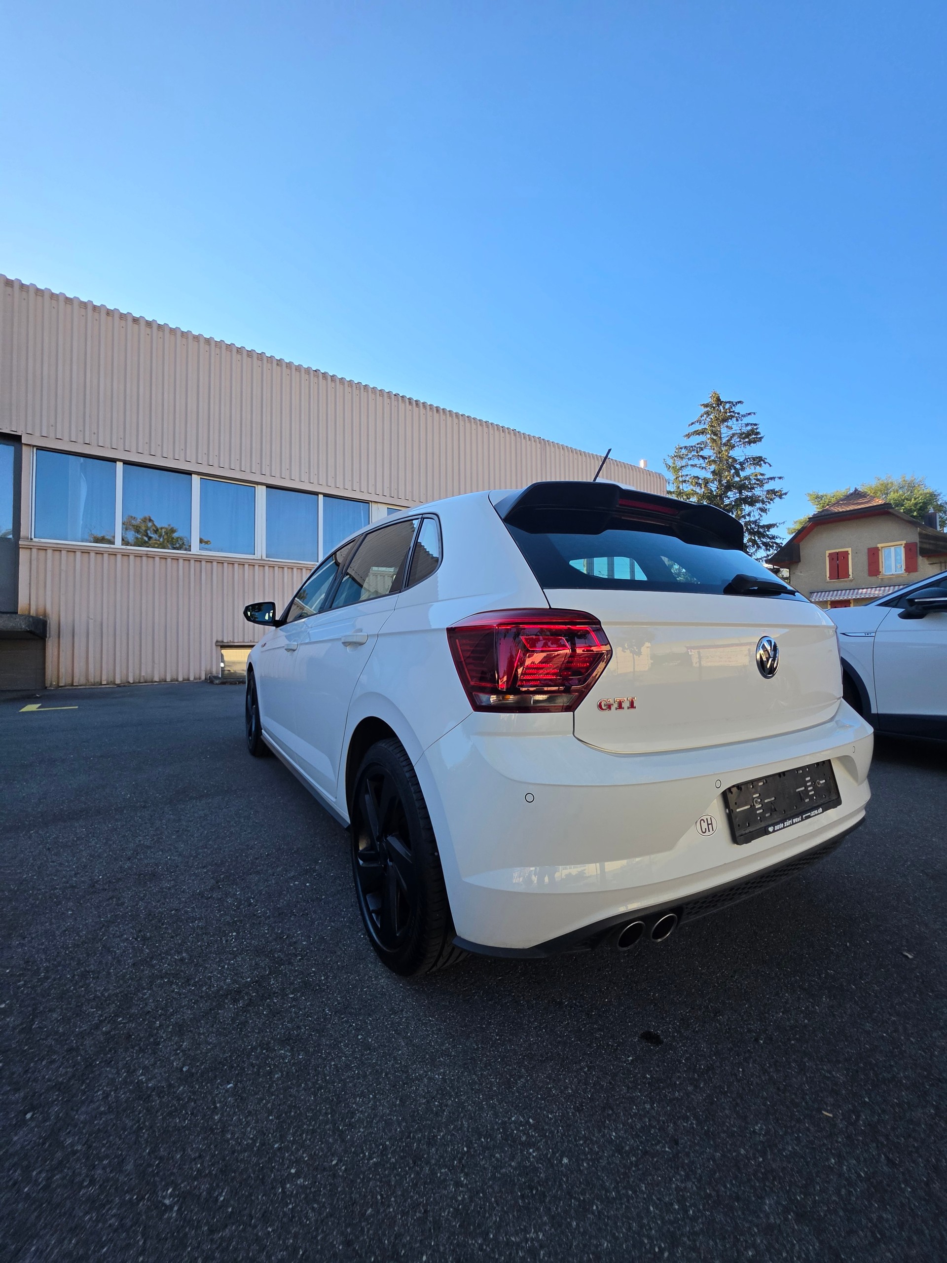 VW Gti-image-4