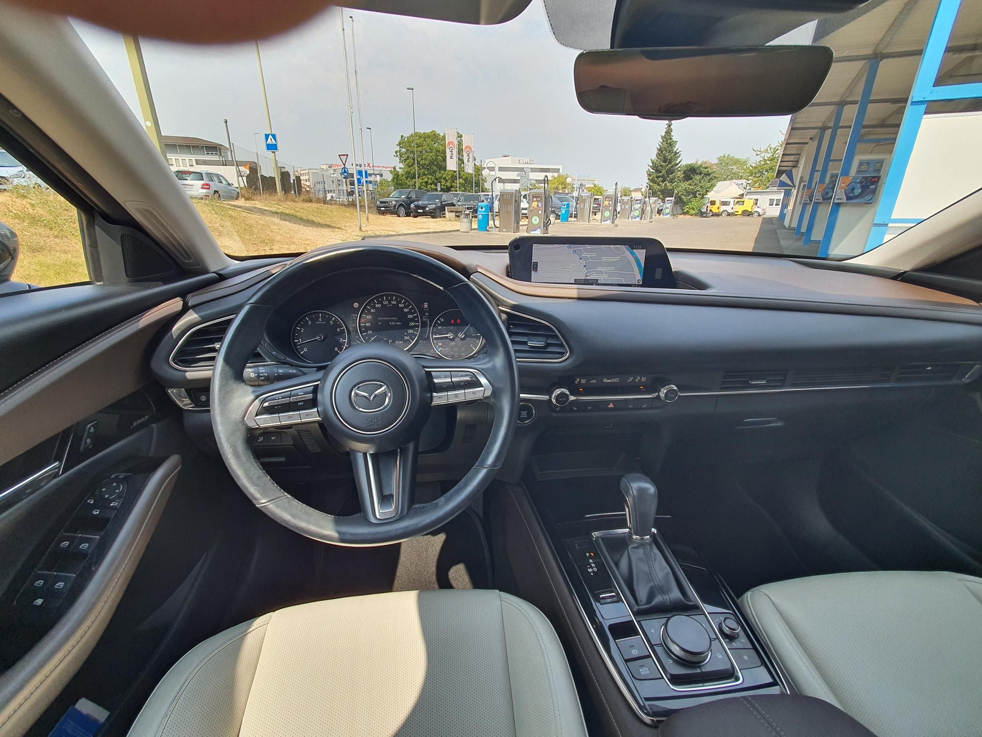 MAZDA CX-30 SKYACTIV-X M Hybrid 180 Revolution FWD Automat-image-9