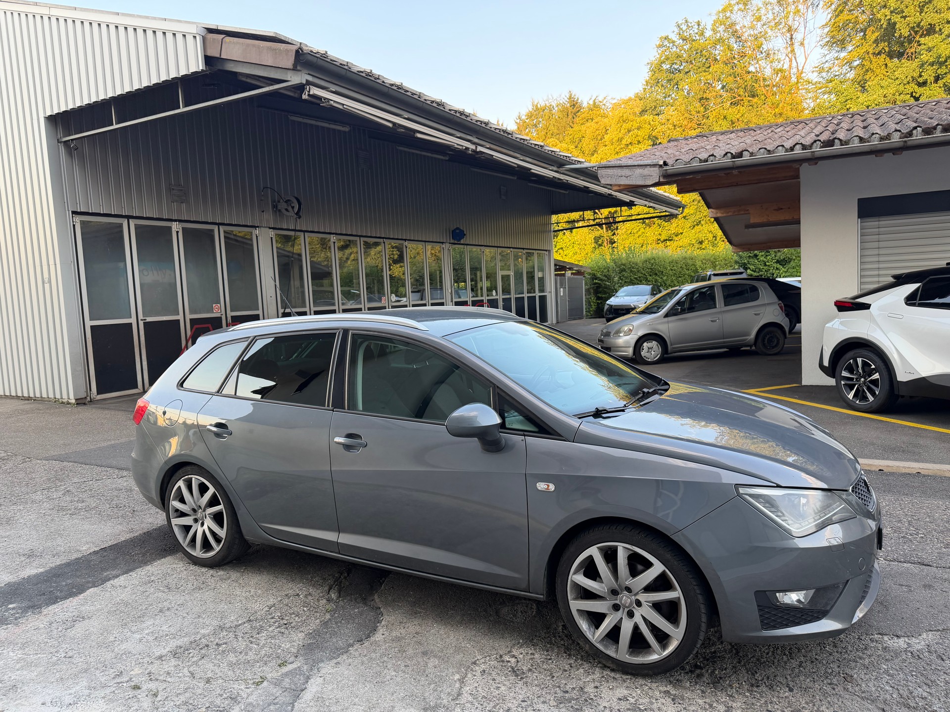SEAT Ibiza ST 1.4 TSI FR DSG-image-0