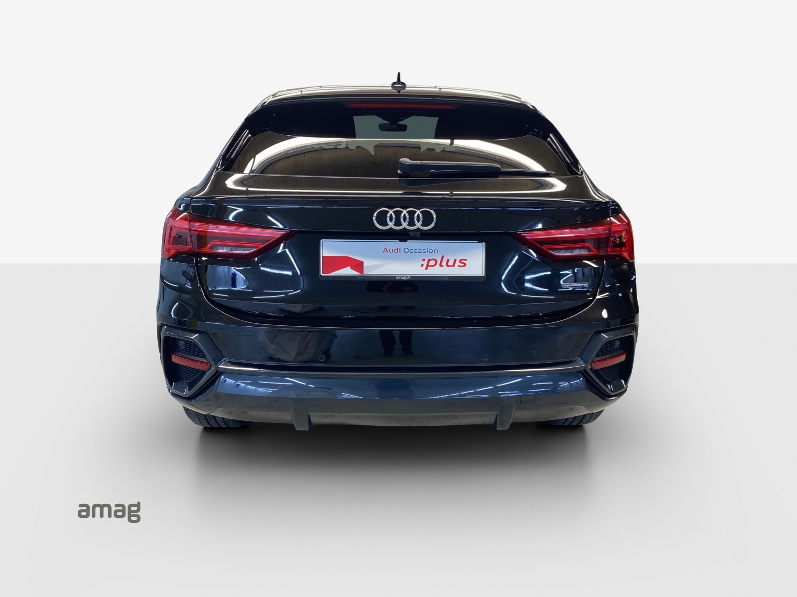 AUDI Q3 Sportback 40 TDI Attraction quattro S-tronic-image-3