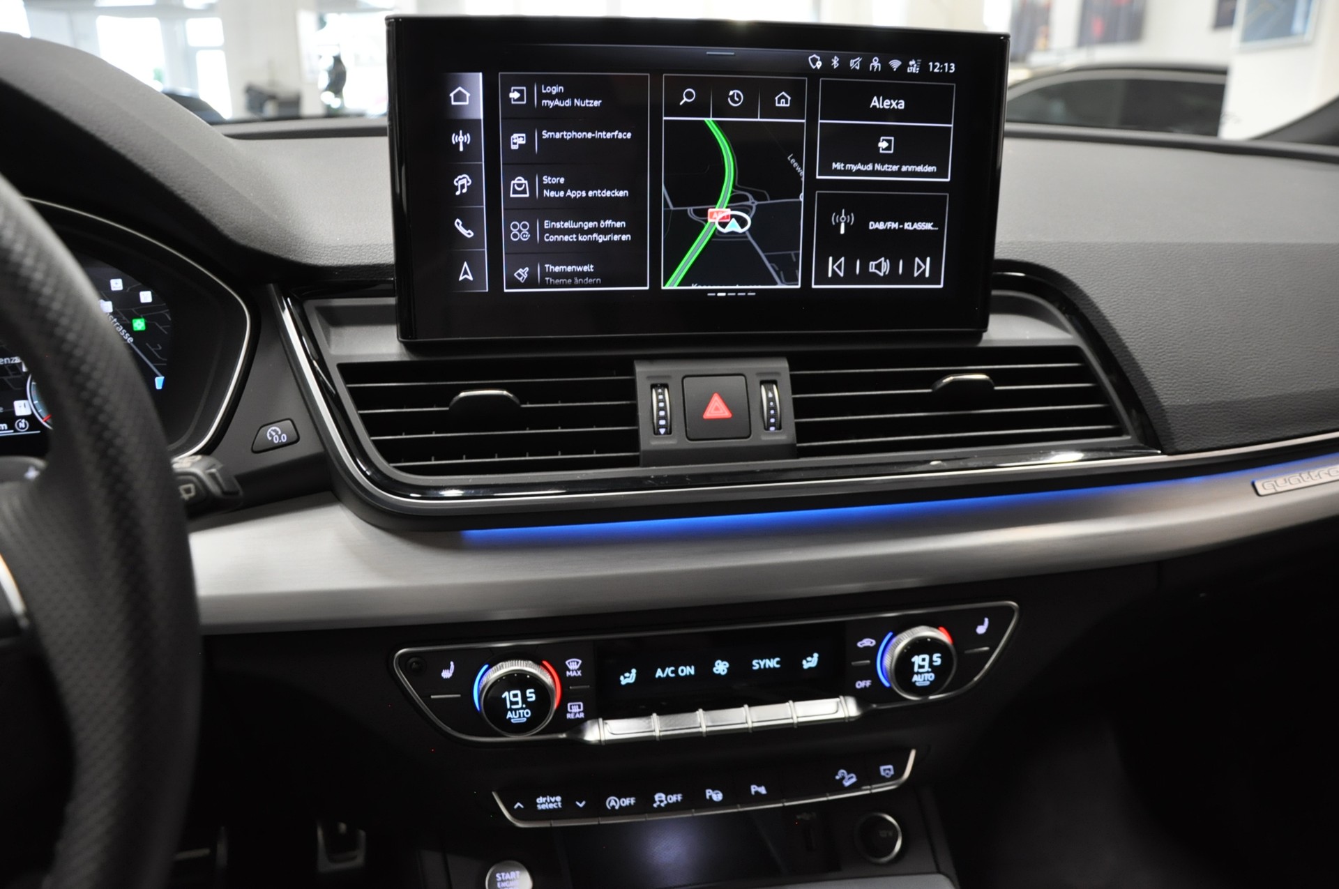 AUDI Q5 Sportback 40 TDI Blackedition quattro S-tronic-image-21
