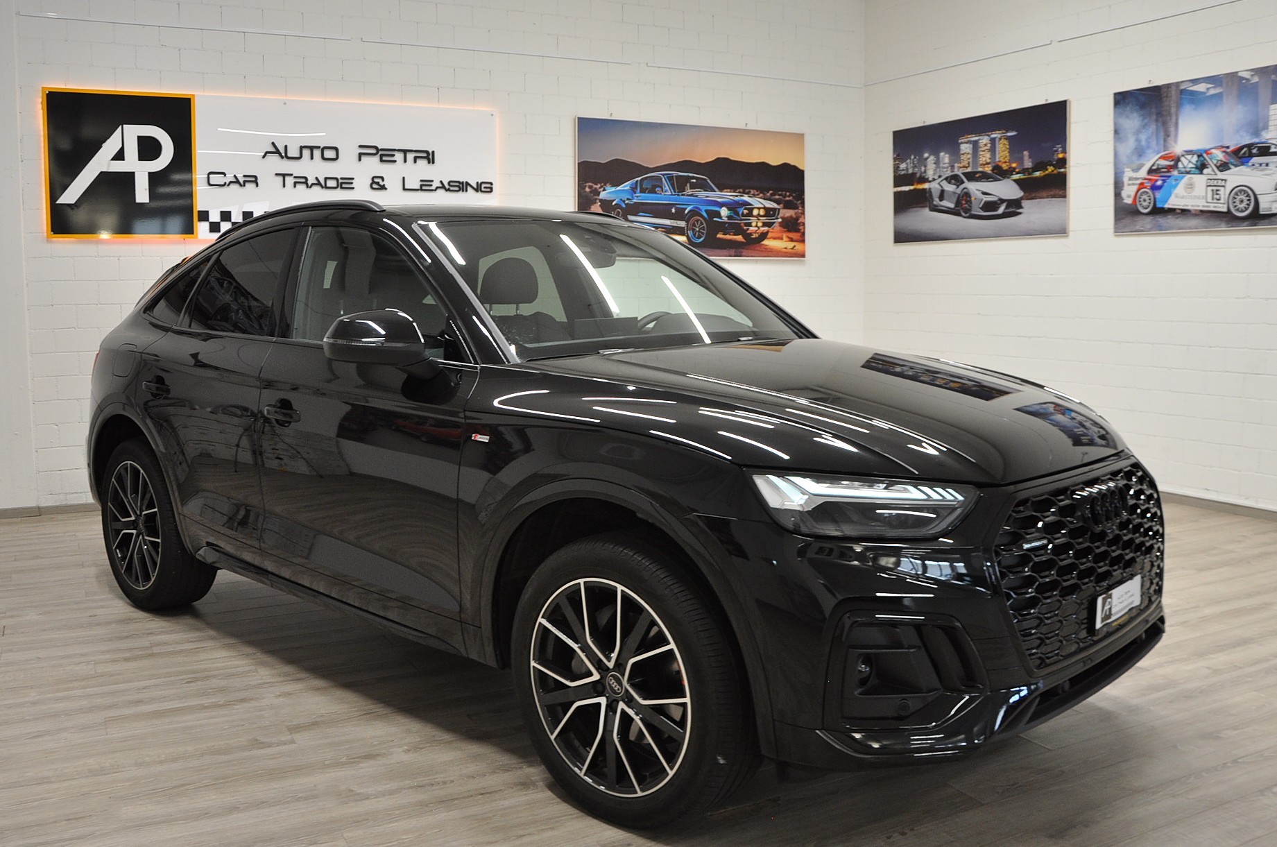AUDI Q5 Sportback 40 TDI Blackedition quattro S-tronic-image-5