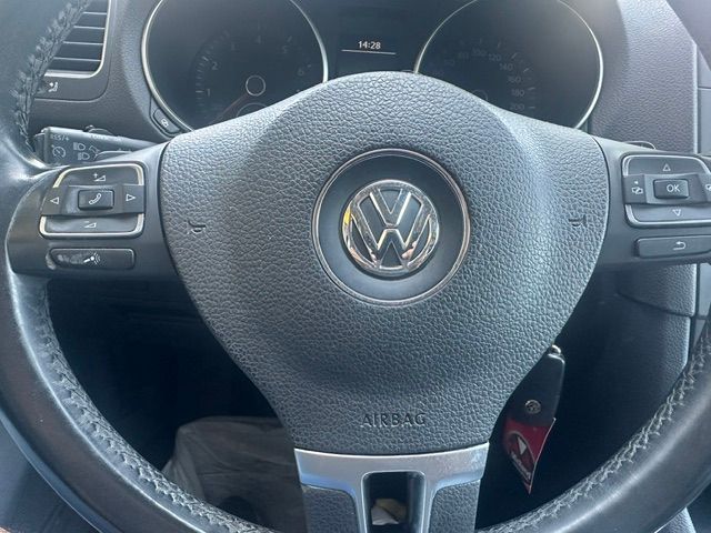 VW Golf 1.4 TSI Team DSG-image-13