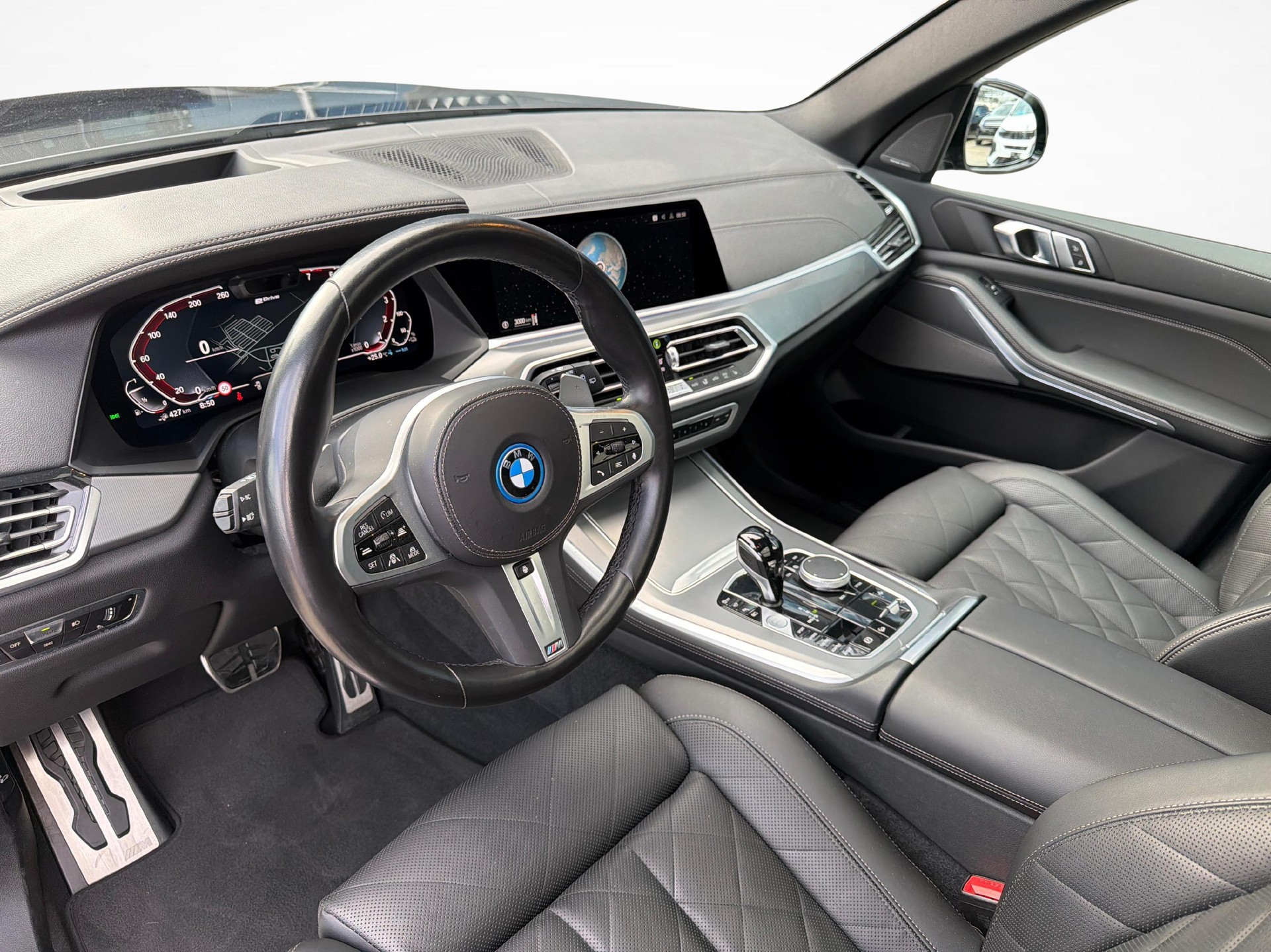 BMW X5 45e xDrive45e SAG-image-17