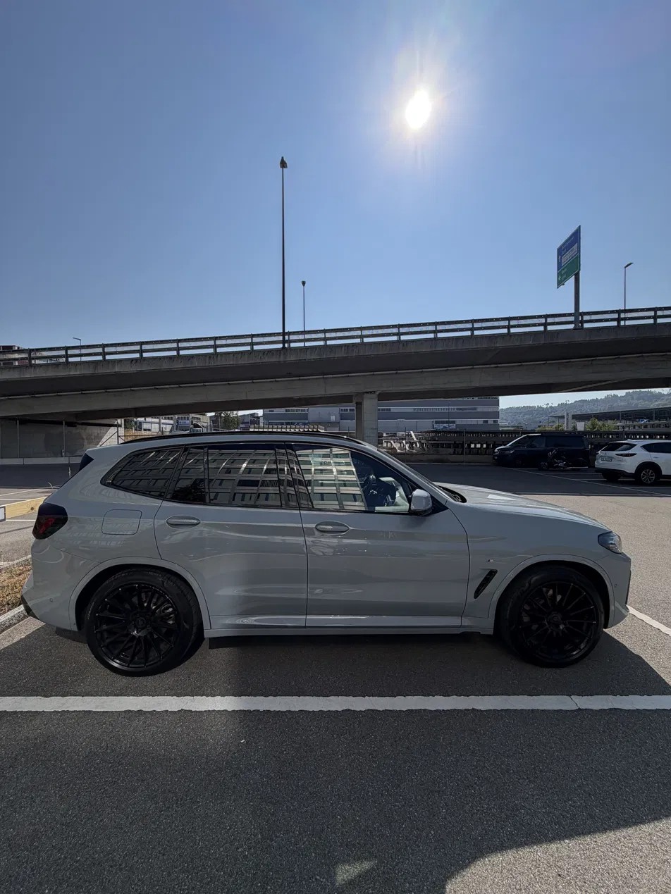 BMW 20d xDrive-image-1