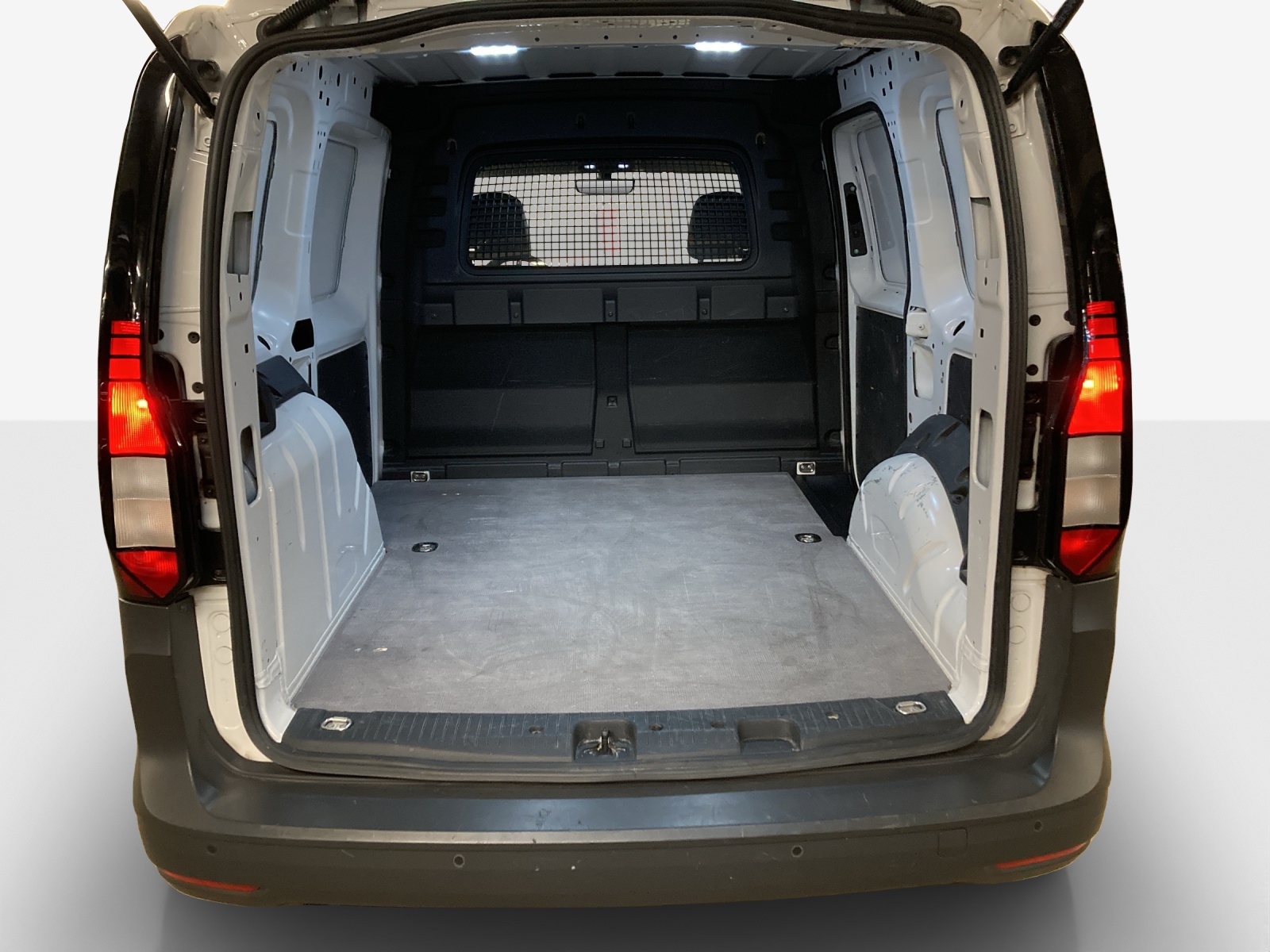 VW Caddy Cargo 2.0TDI-image-12