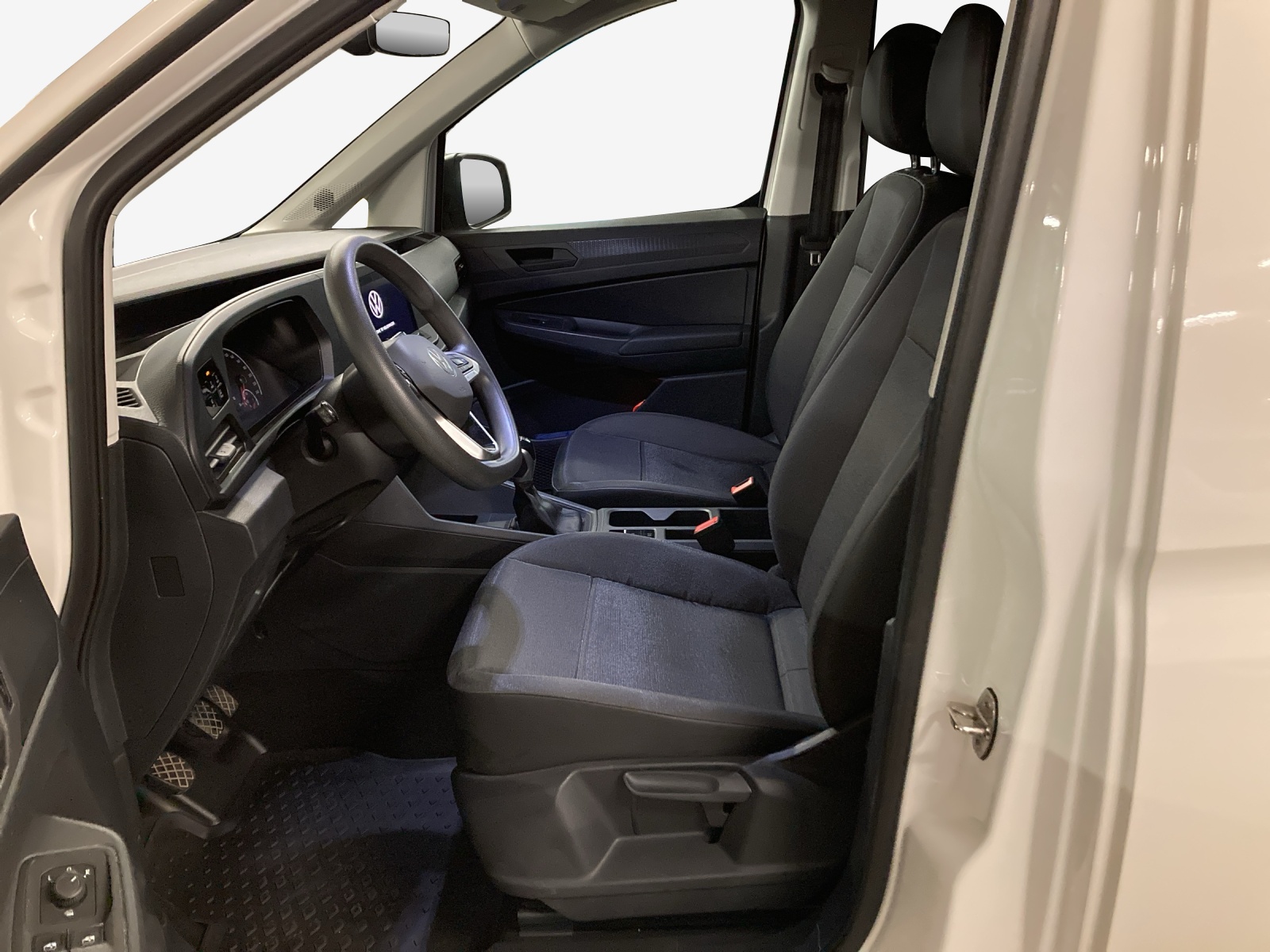 VW Caddy Cargo 2.0TDI-image-7