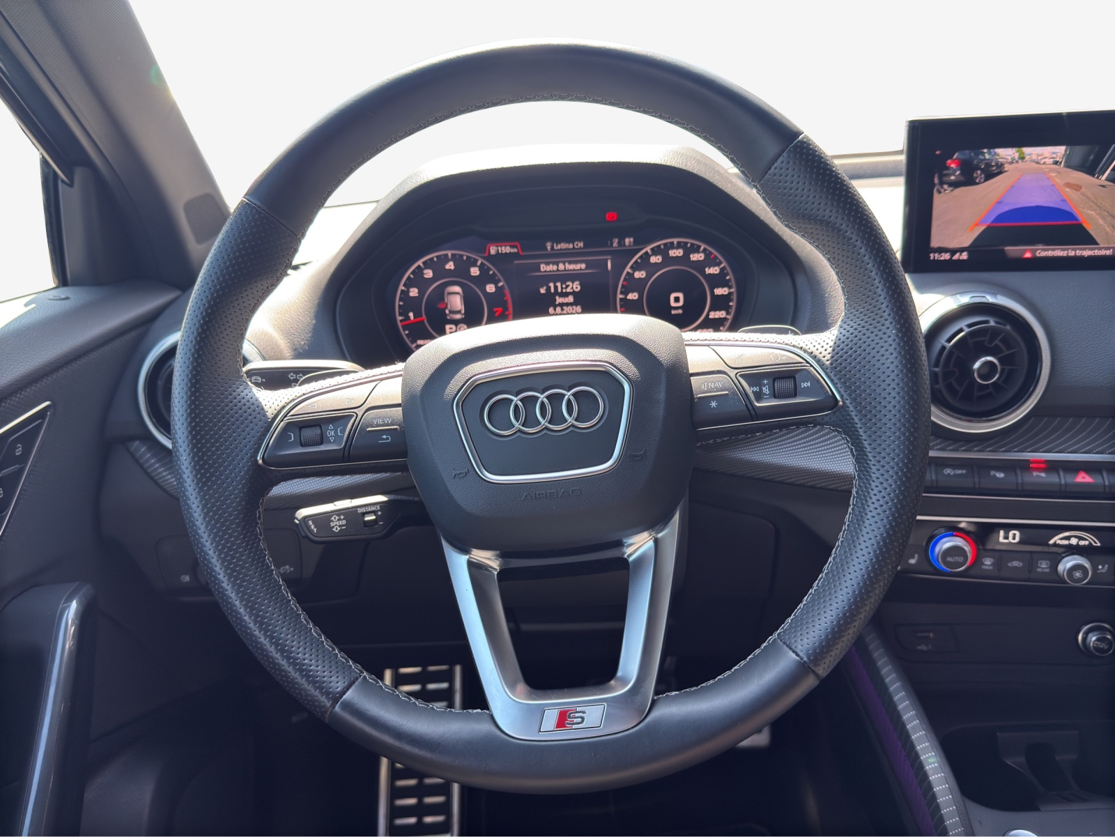 AUDI Q2 40 TFSI S line Attraction quattro S-tronic-image-9