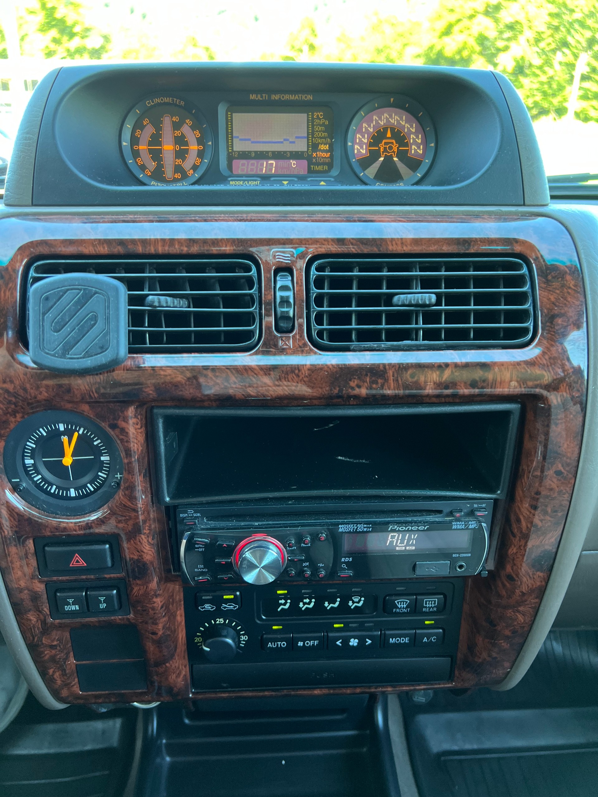 TOYOTA Land Cruiser 300 3.0 TD VX 50th Anniversary-image-21