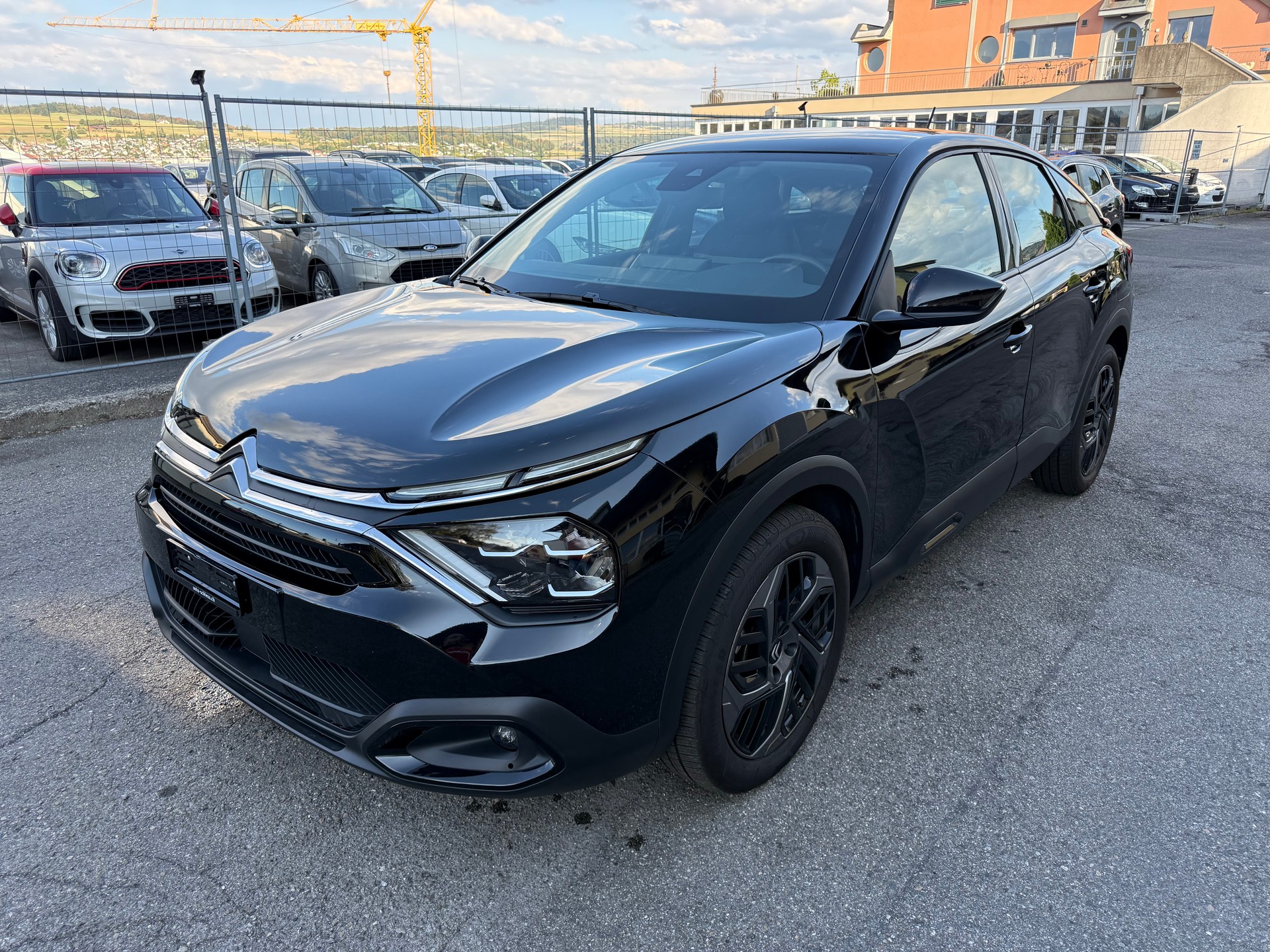 CITROEN C4 1.2 Pure Tech Swiss Edition EAT8-image-0