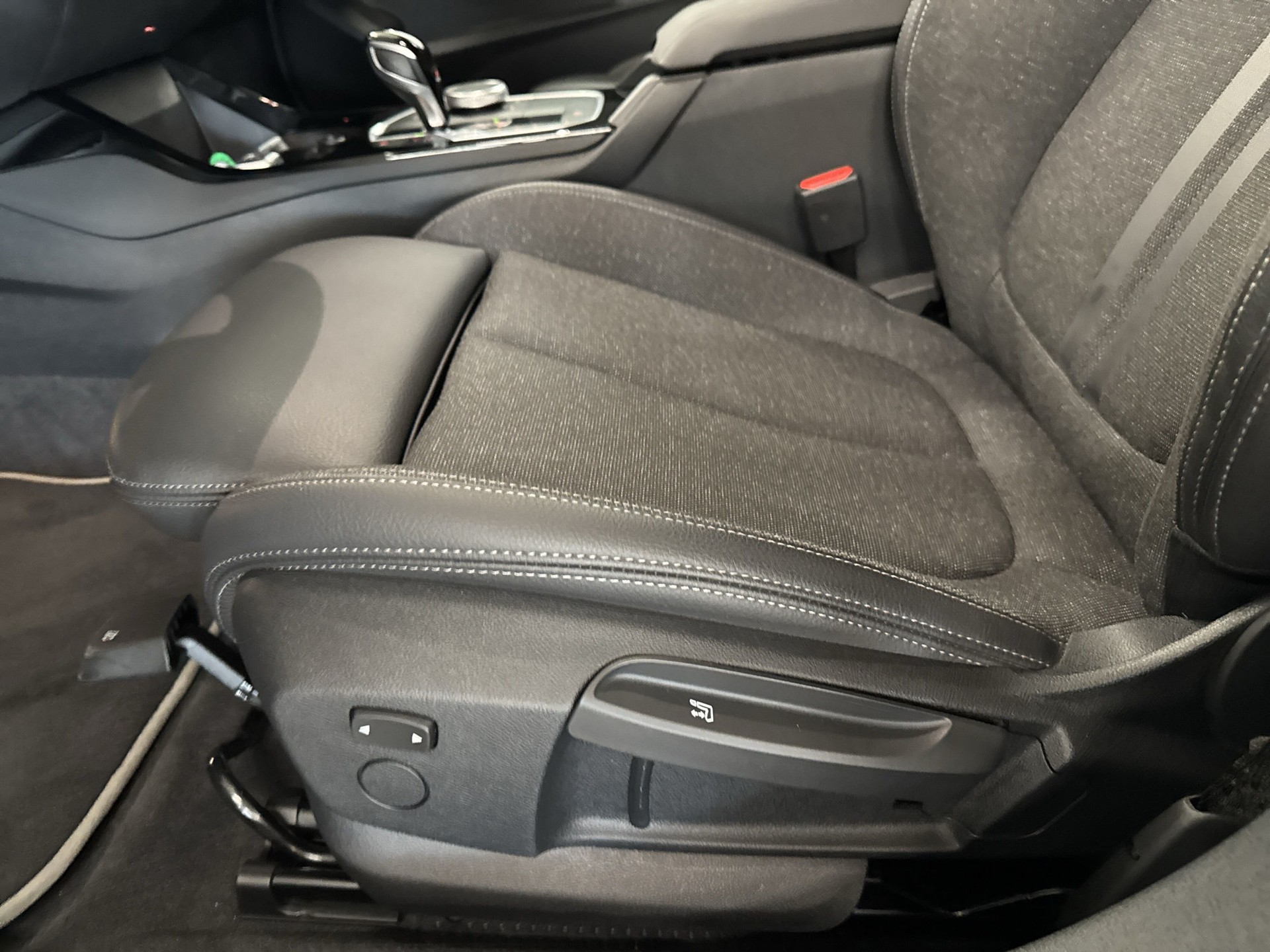 BMW 118d Steptronic Sport Line-image-17