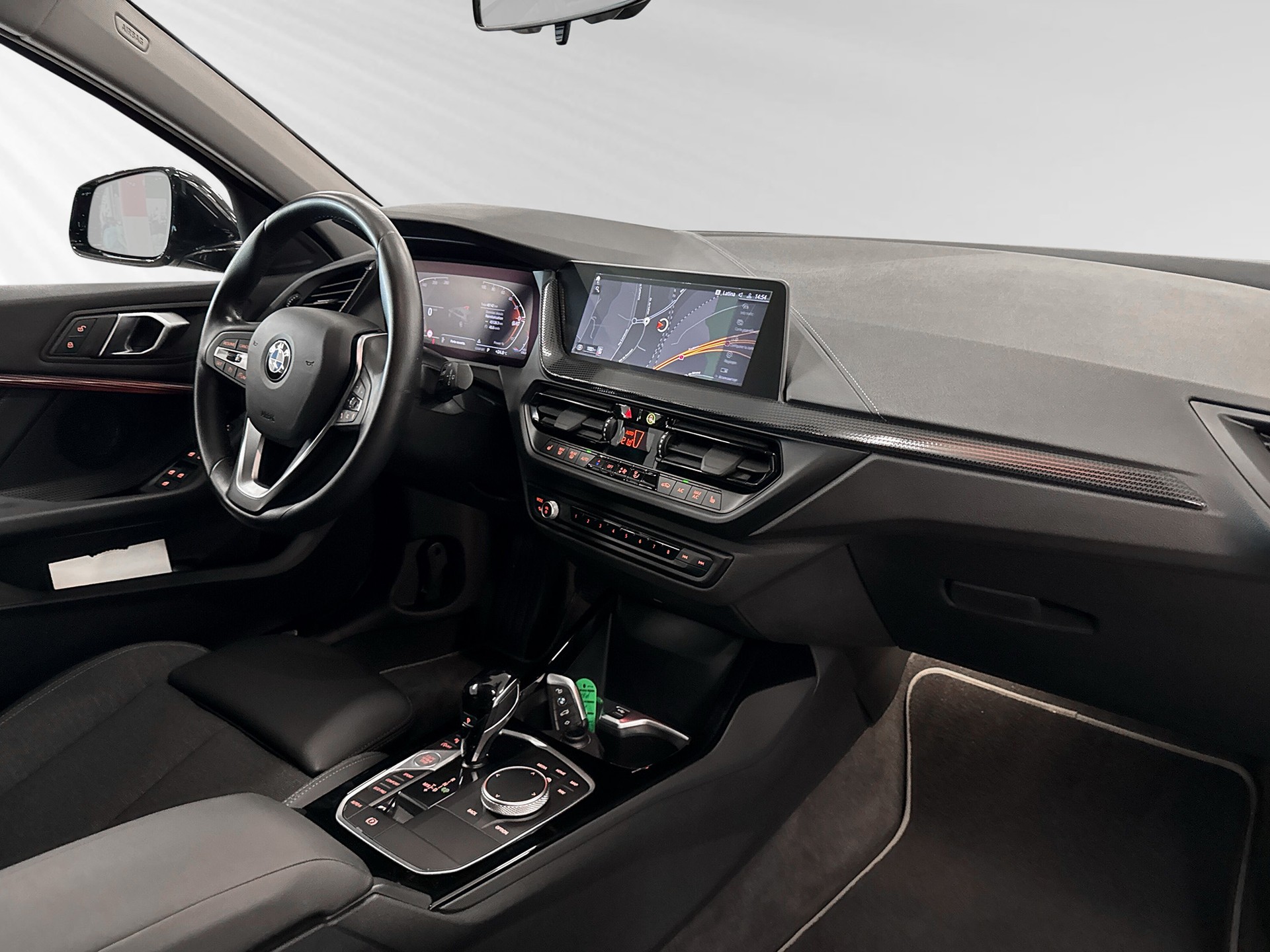 BMW 118d Steptronic Sport Line-image-4