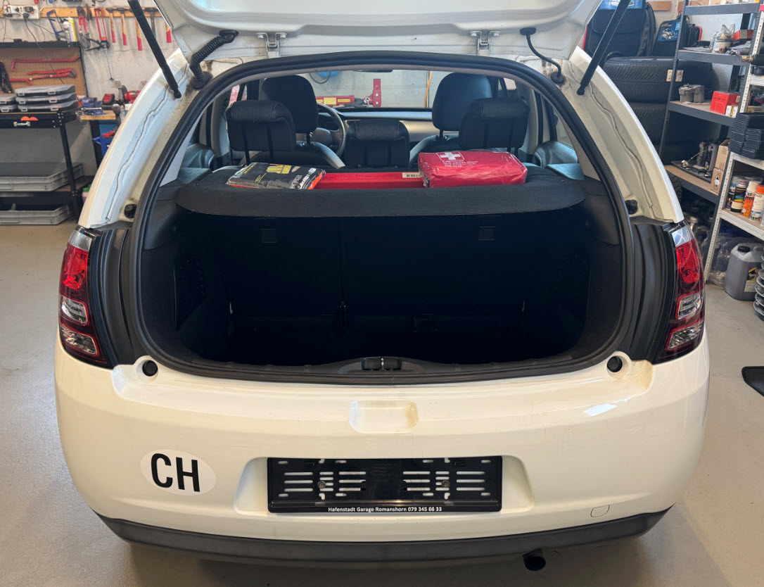 CITROEN C3 1.2i Exclusive-image-8