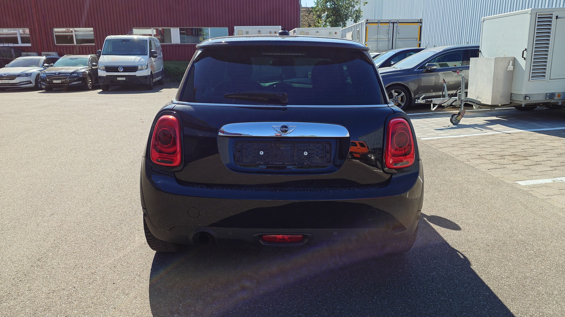 MINI One-image-3
