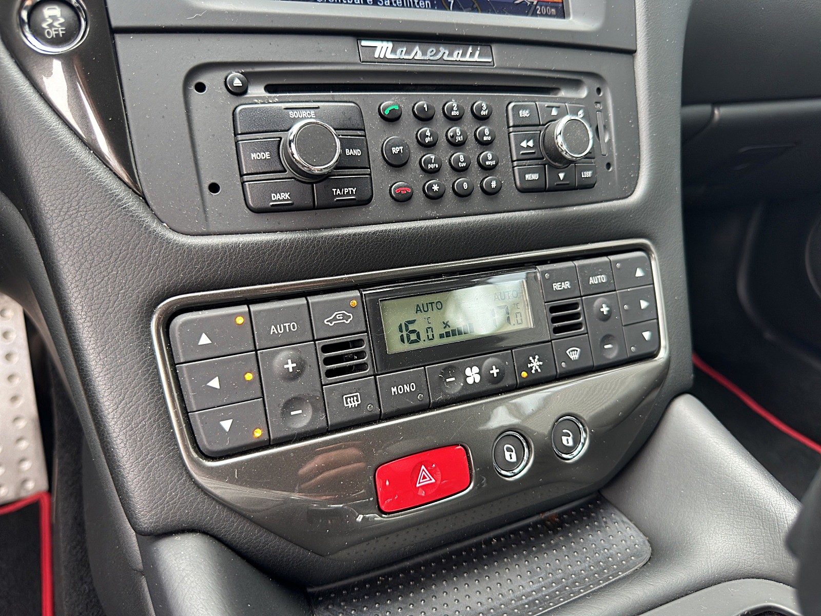 MASERATI Gran Turismo 4.7 V8 Sport / 1 Hand , Top Zustand-image-13