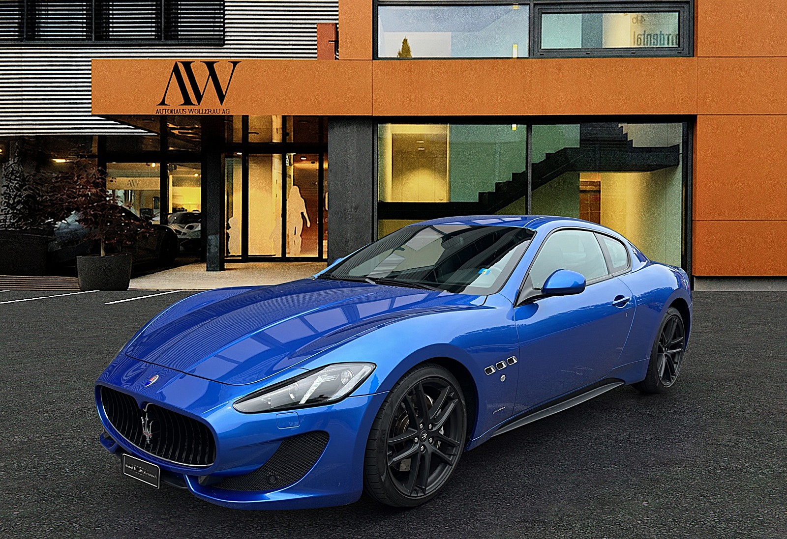 MASERATI Gran Turismo 4.7 V8 Sport / 1 Hand , Top Zustand-showroom-element-2