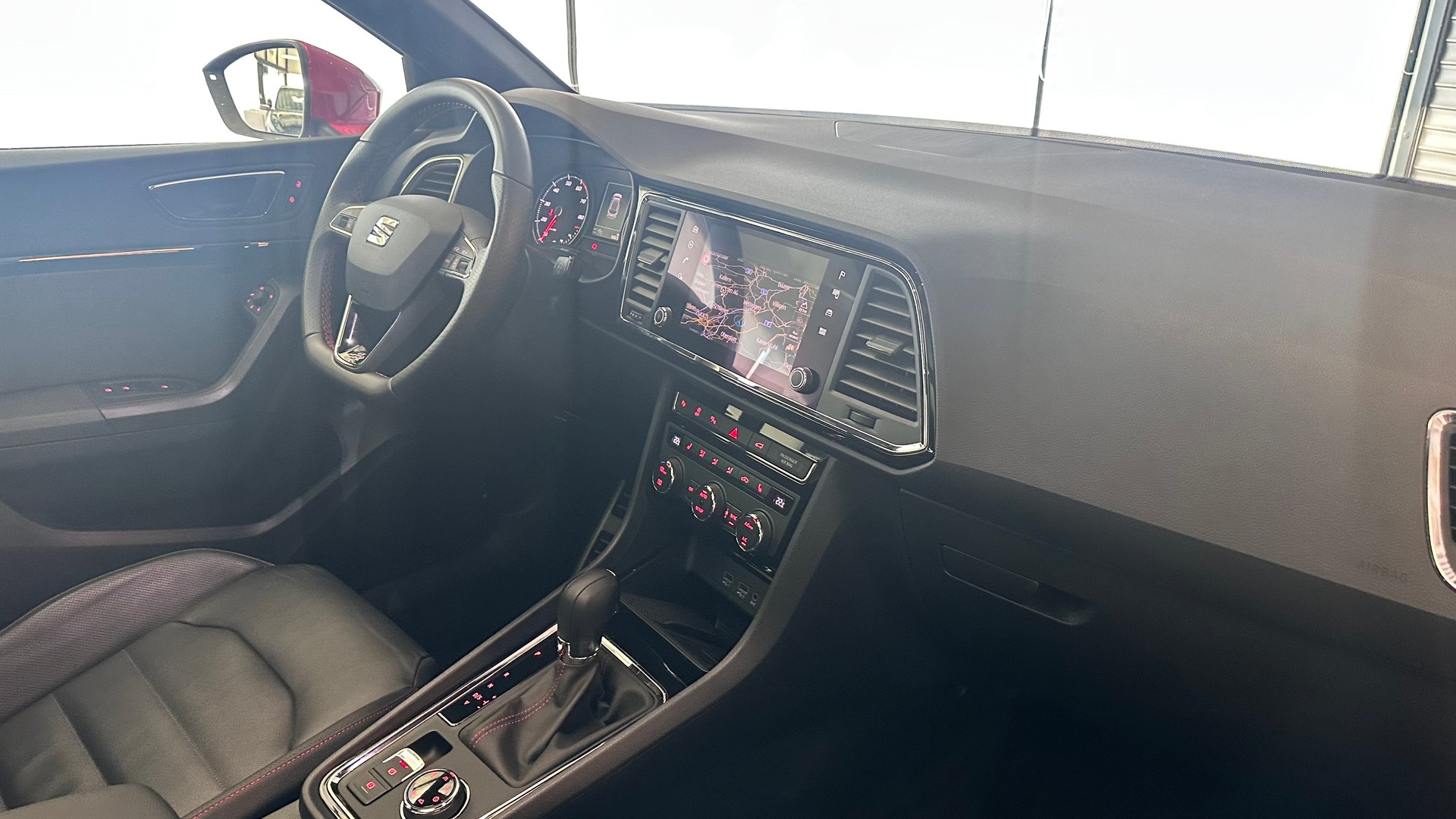 SEAT Ateca 2.0 TSI FR 4Drive DSG-image-26