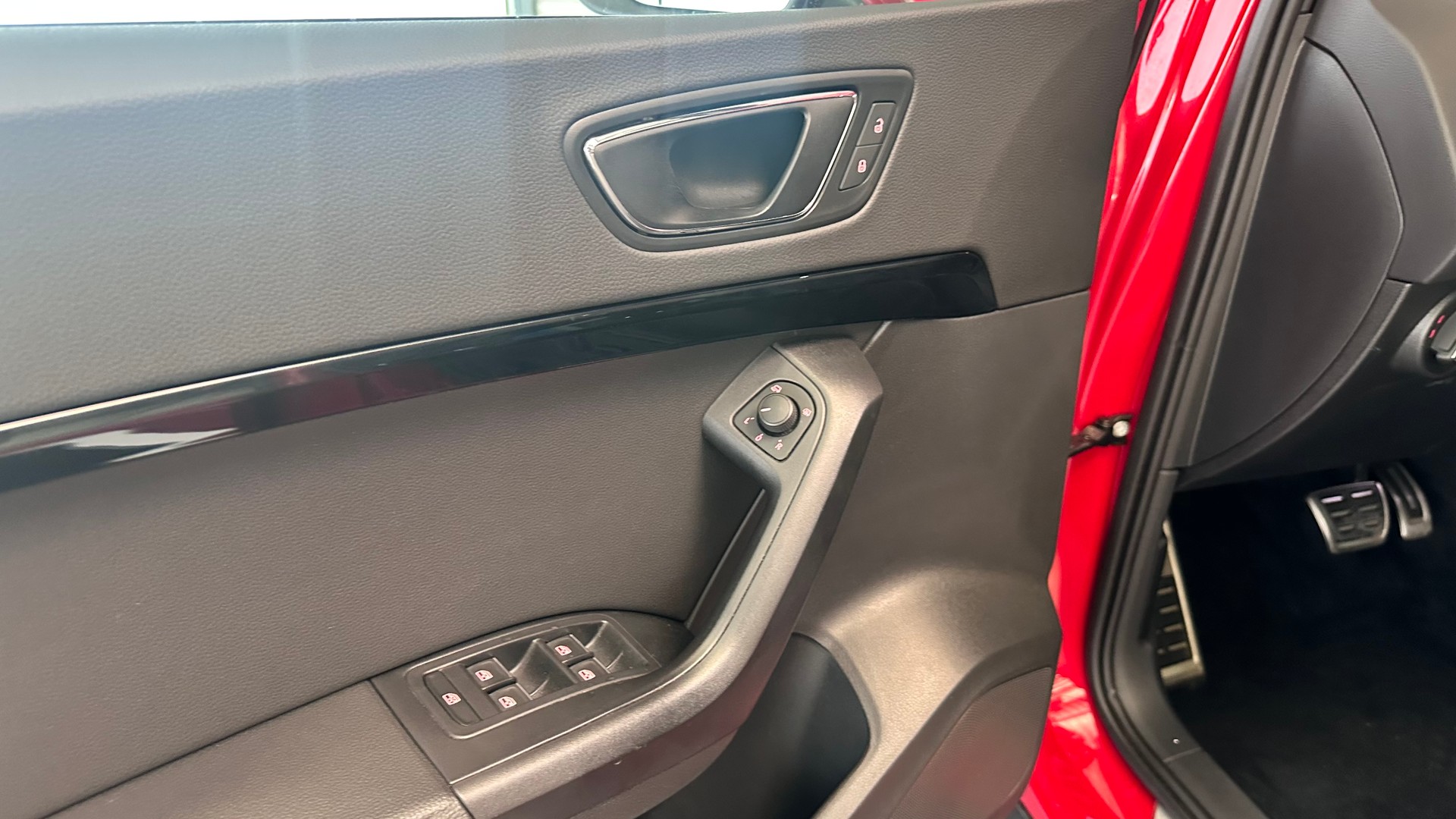SEAT Ateca 2.0 TSI FR 4Drive DSG-image-11
