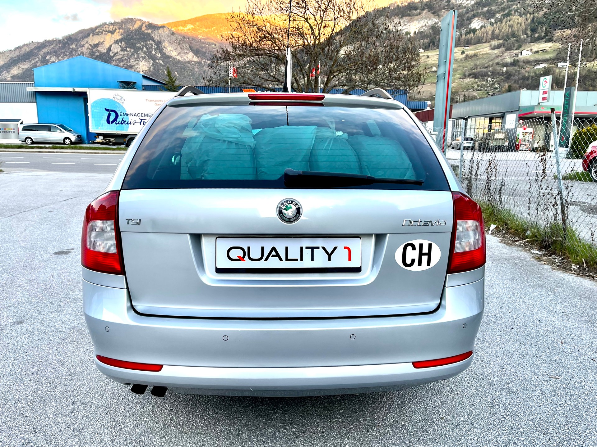 SKODA Octavia Combi 1.4 TSI Elegance DSG-showroom-element-3