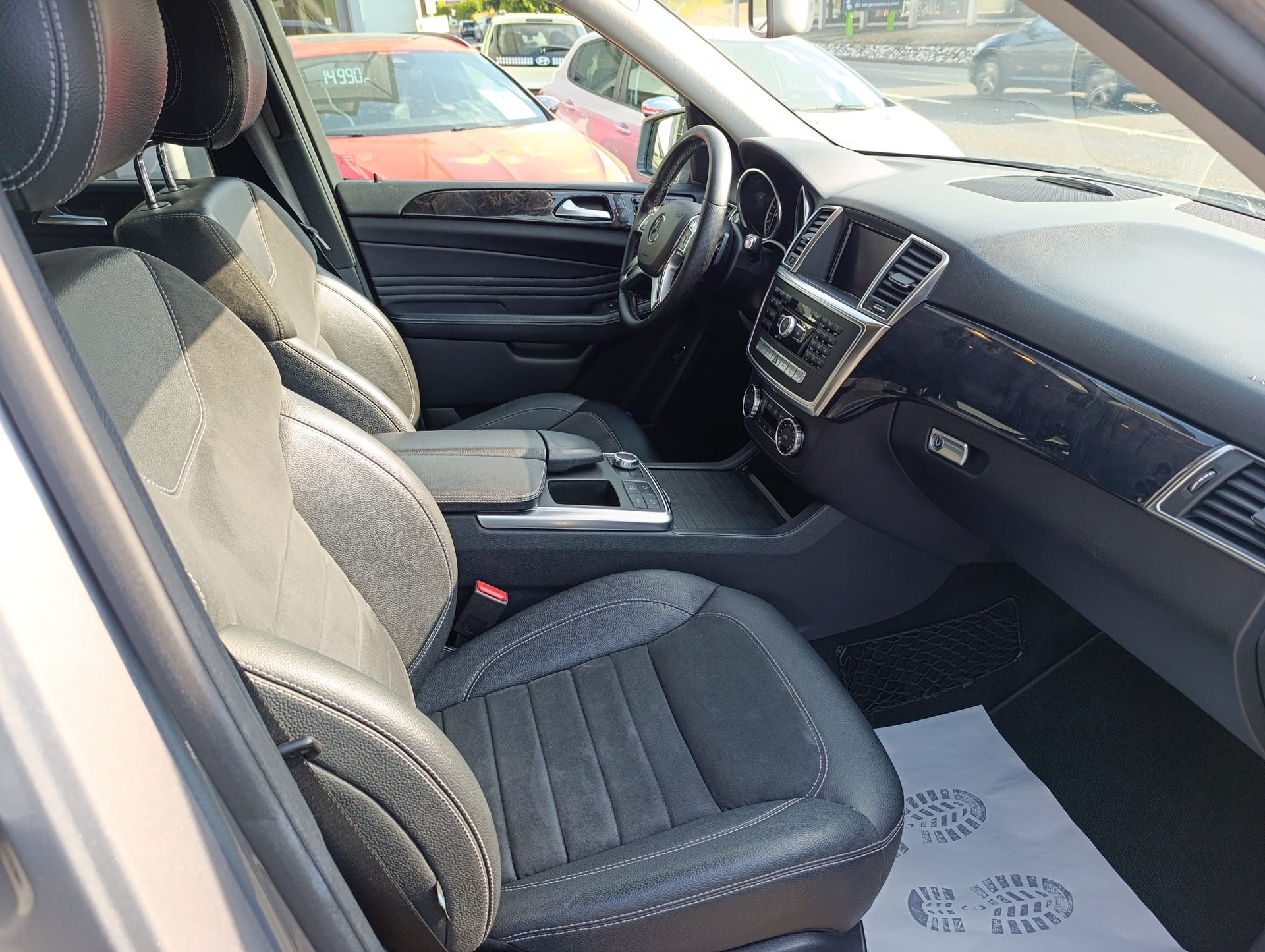 MERCEDES-BENZ ML 250 BlueTEC Edition 4Matic 7G-Tronic-image-11