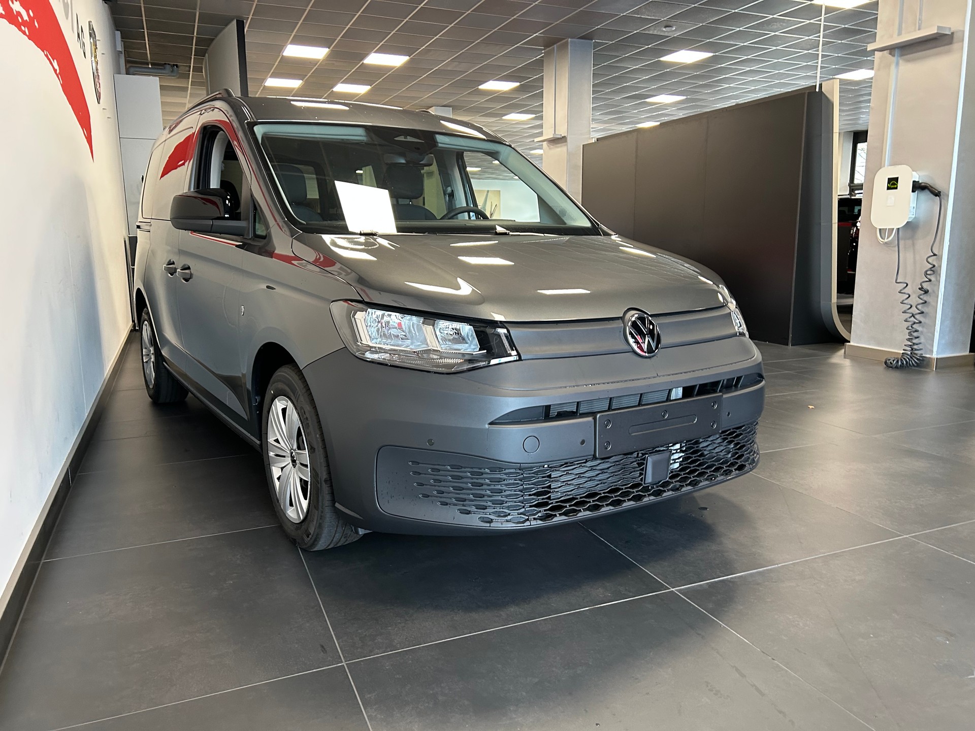 VW Caddy 1.5 TSI Plug in Hybrid DSG-image-4