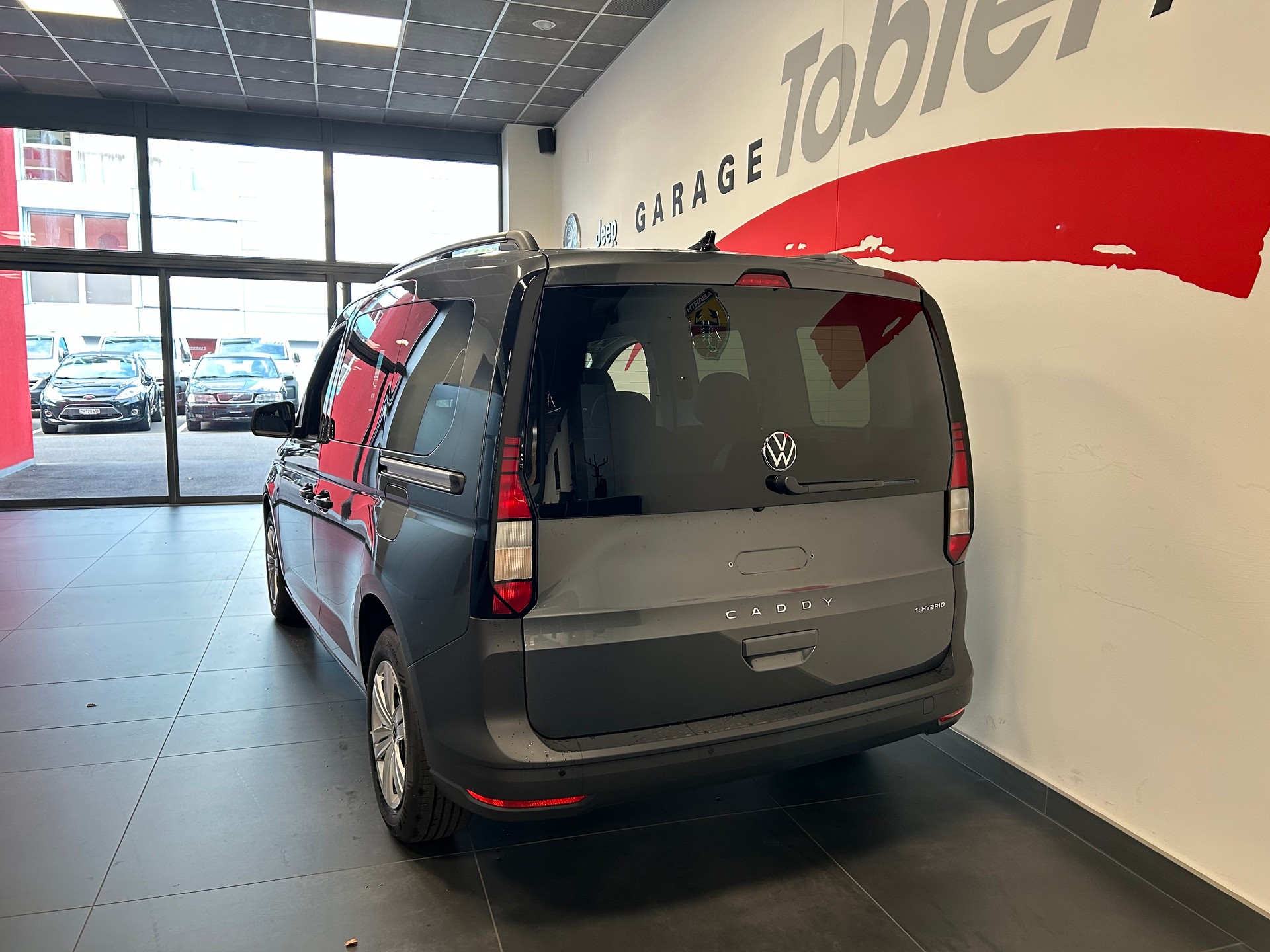 VW Caddy 1.5 TSI Plug in Hybrid DSG-image-16