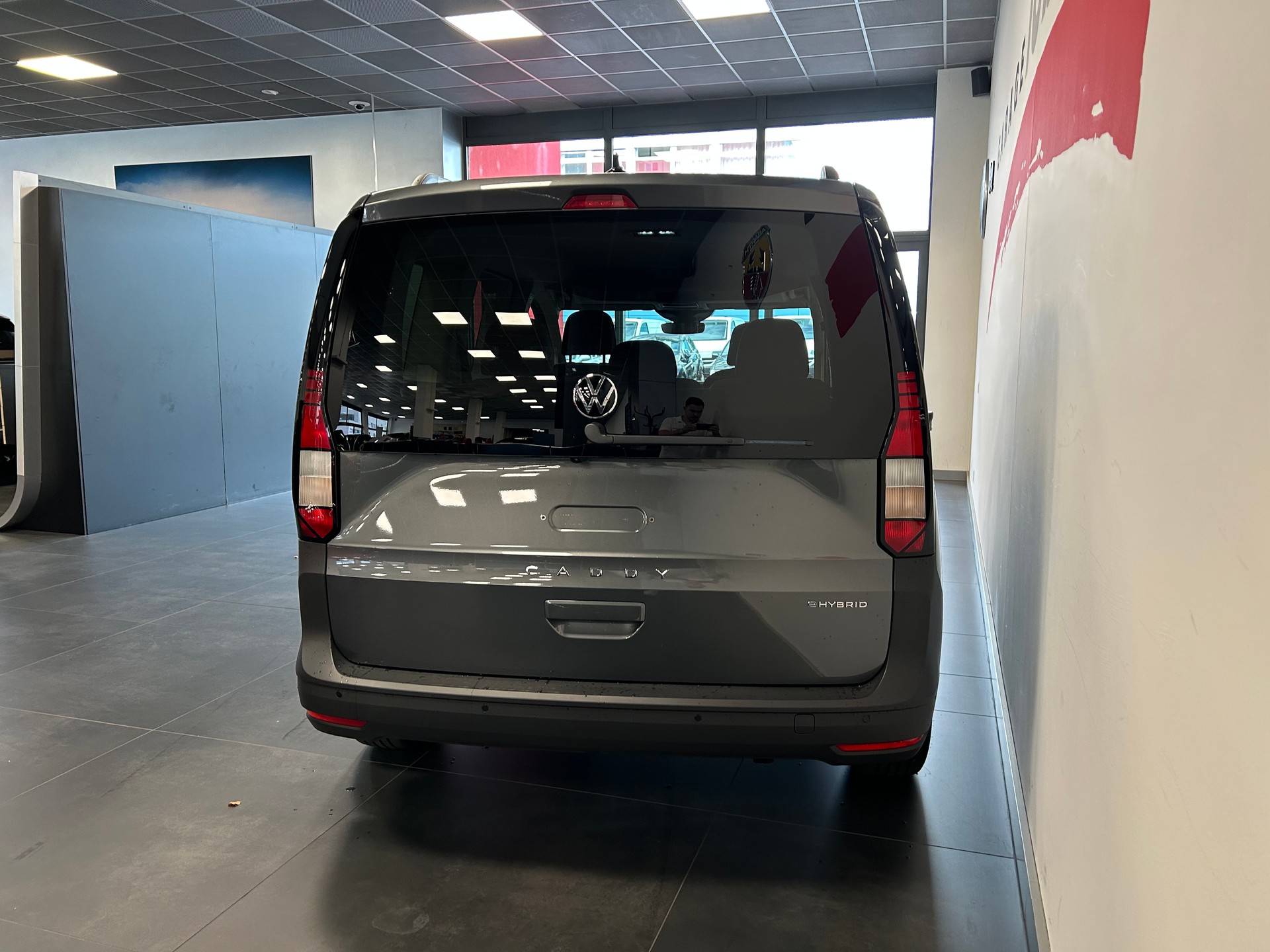 VW Caddy 1.5 TSI Plug in Hybrid DSG-image-18
