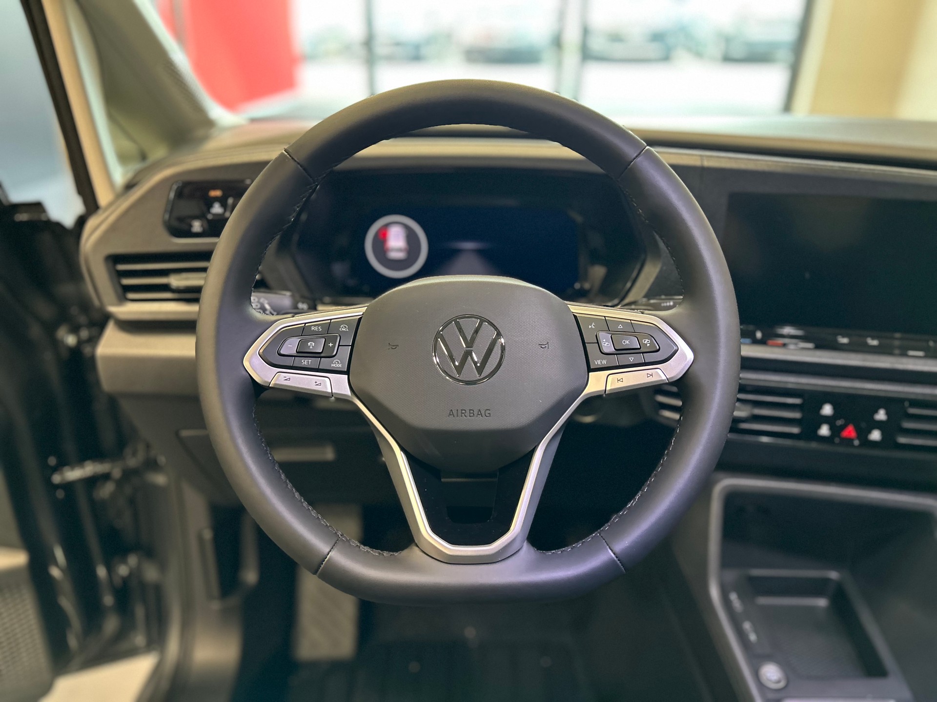 VW Caddy 1.5 TSI Plug in Hybrid DSG-image-11