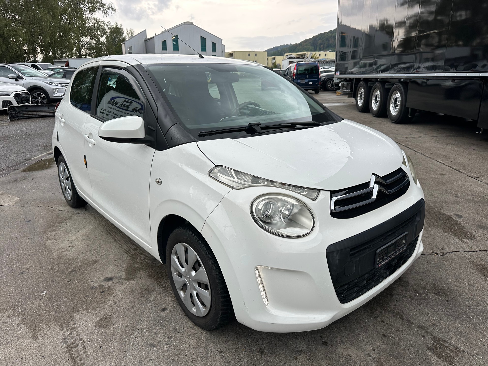 CITROEN C1 1.0 VTi Feel Airscape-image-1