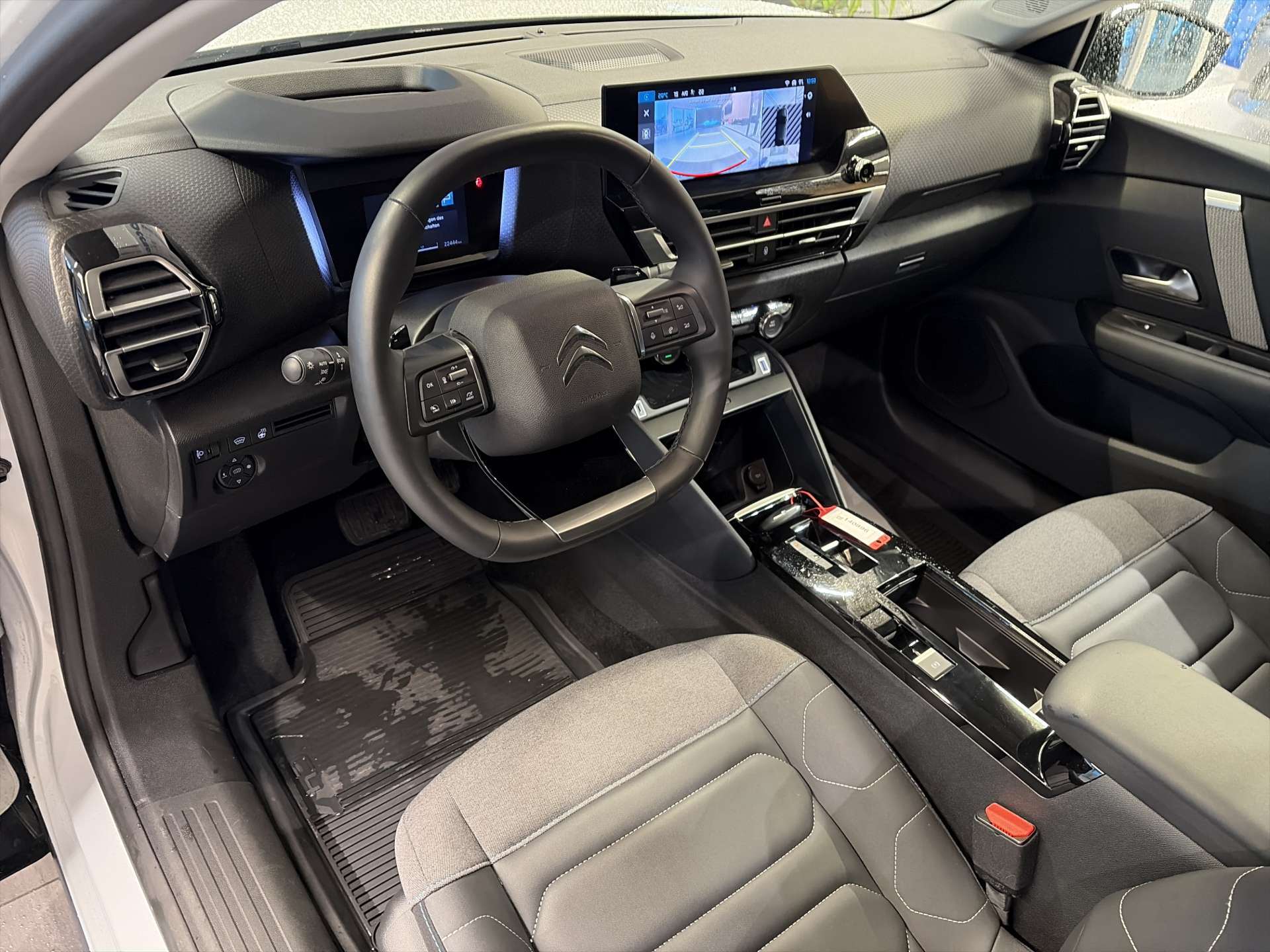 CITROEN C4 1.2 PureTech 130 Shine EAT8-Automat-image-5