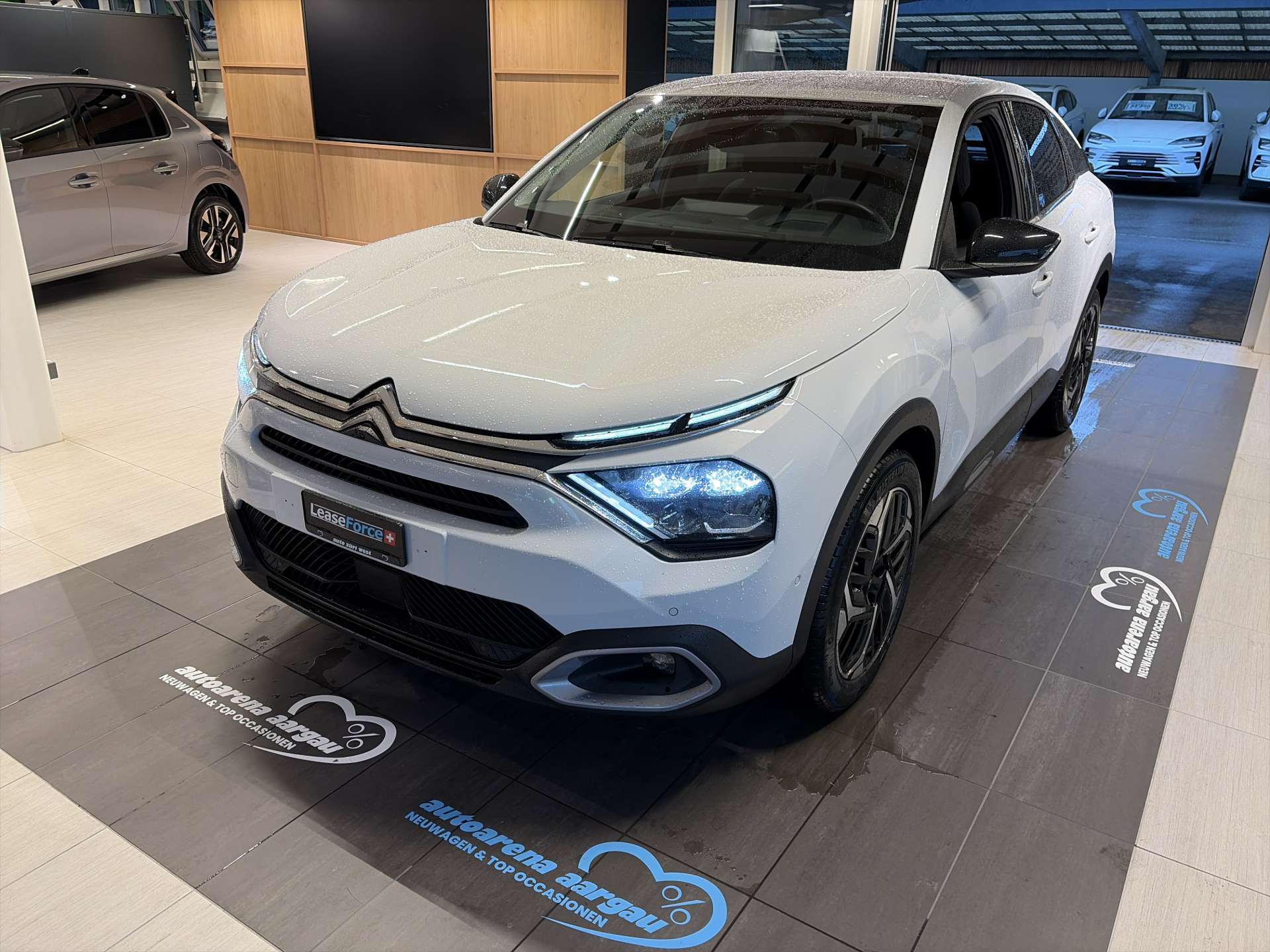 CITROEN C4 1.2 PureTech 130 Shine EAT8-Automat