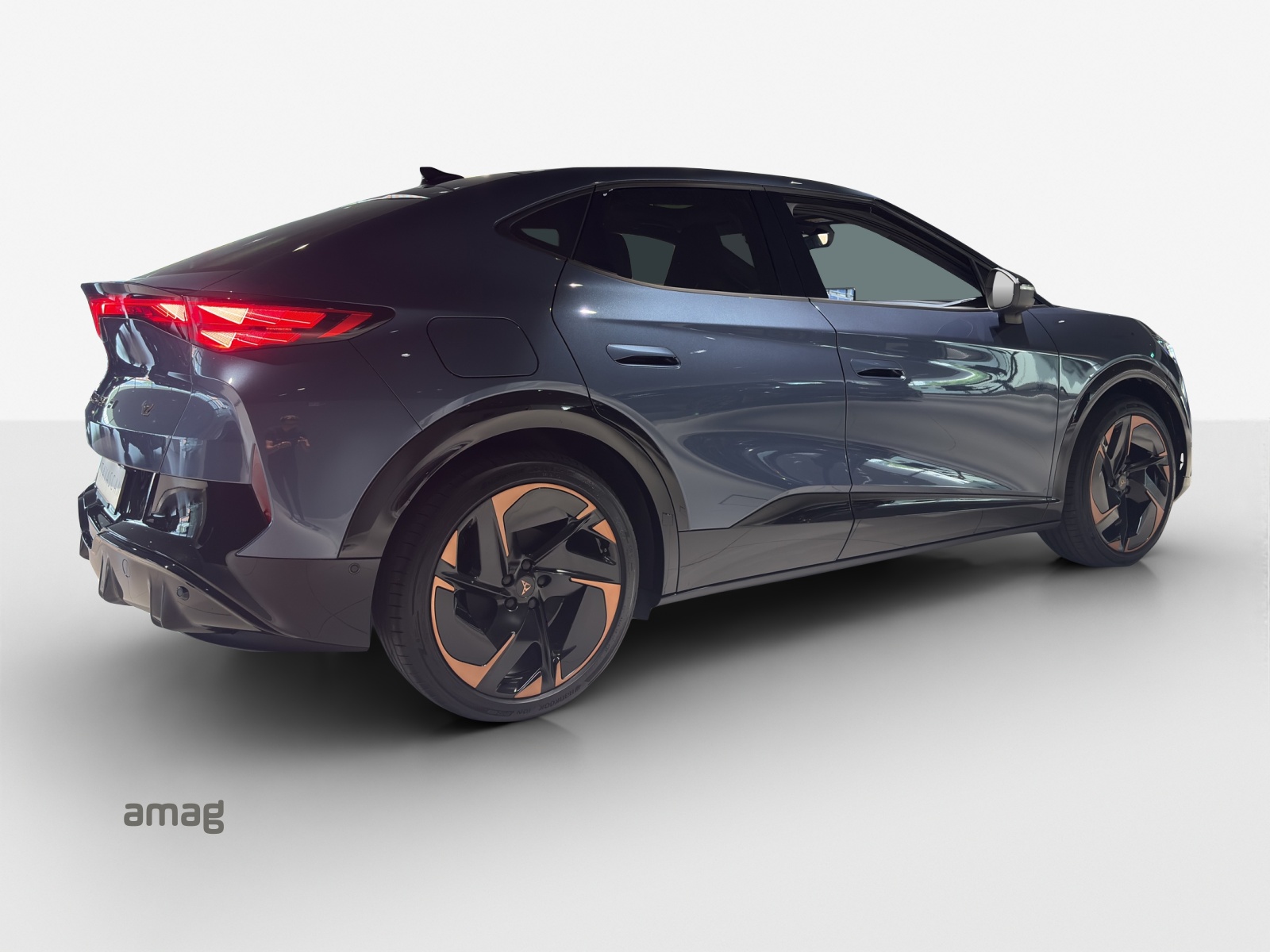 CUPRA Tavascan Type 9 77 kWh Adrenaline-image-4