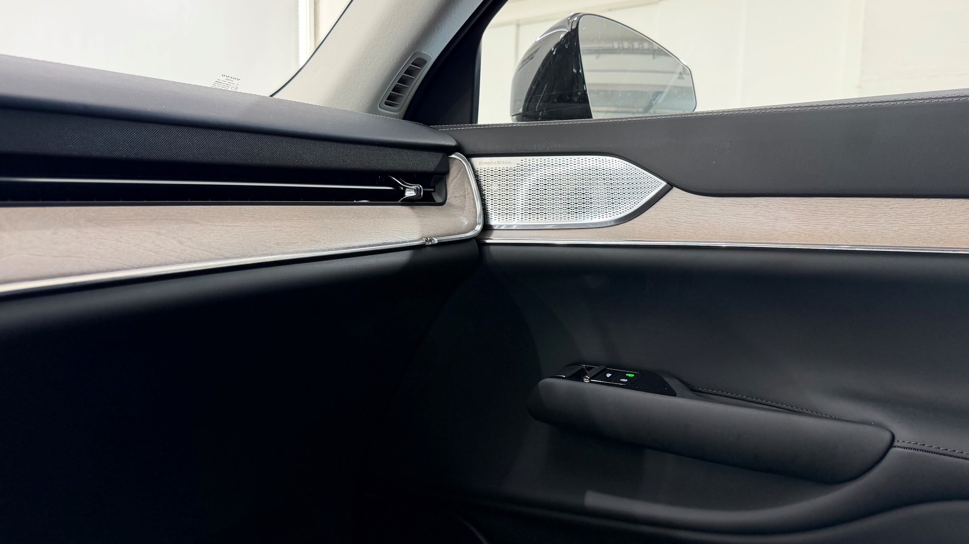 VOLVO EX 90 Twin Performance Ultra AWD-image-15
