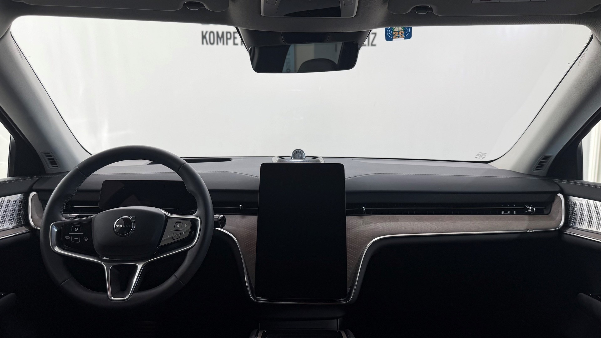 VOLVO EX 90 Twin Performance Ultra AWD-image-5