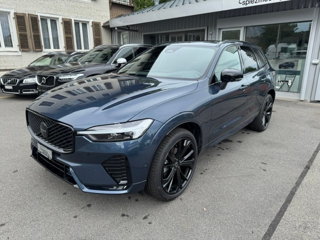 VOLVO XC60 2.0 B5 MH Black Edition AWD-image-6