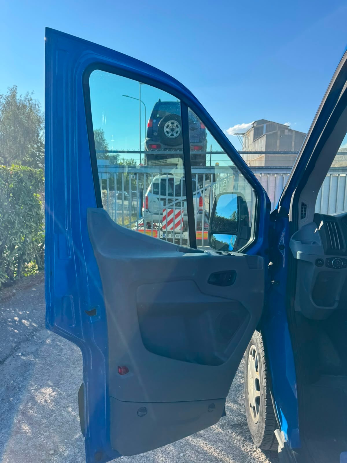 FORD Transit Van DCiV 350 L3 Ambiente 2.0 TDCi 170-image-12