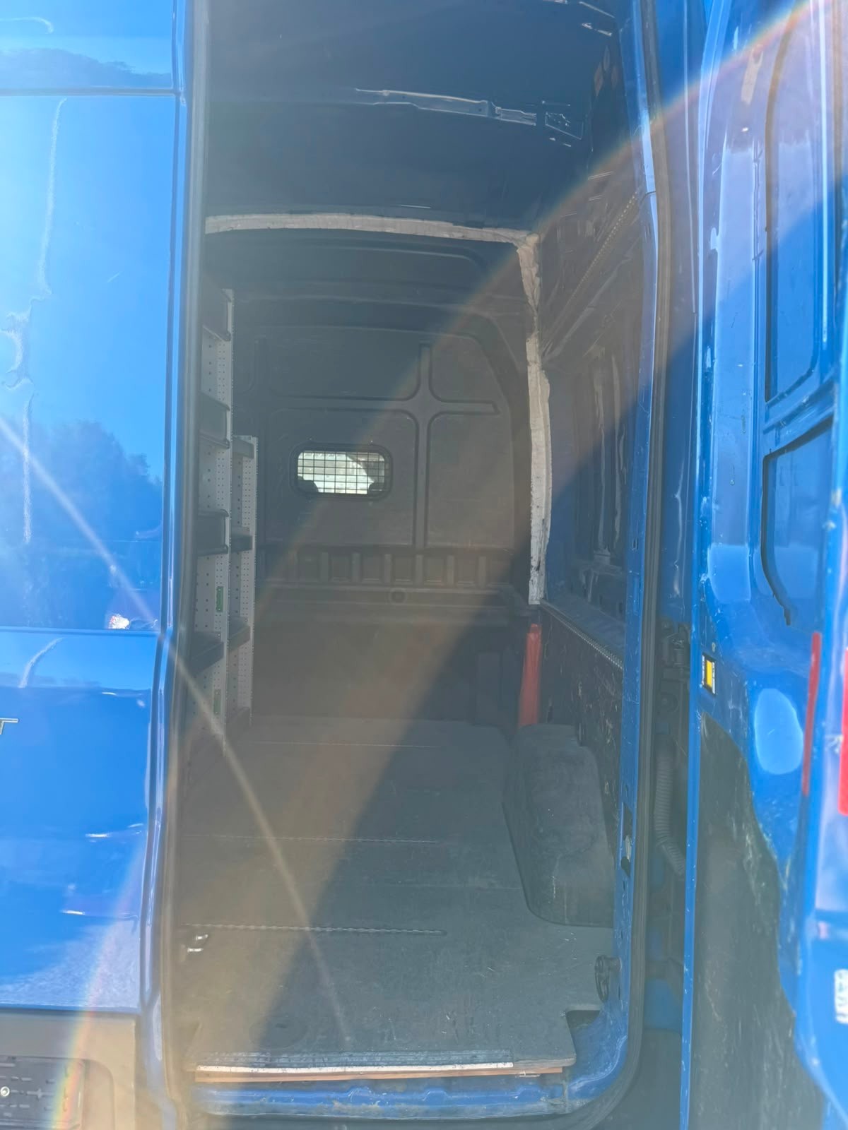 FORD Transit Van DCiV 350 L3 Ambiente 2.0 TDCi 170-image-14