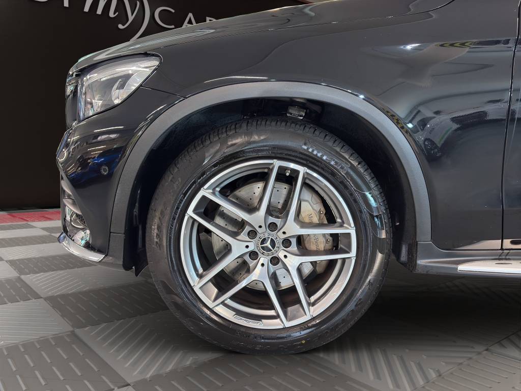 MERCEDES-BENZ GLC 250 AMG Line 4Matic 9G-Tronic-image-11
