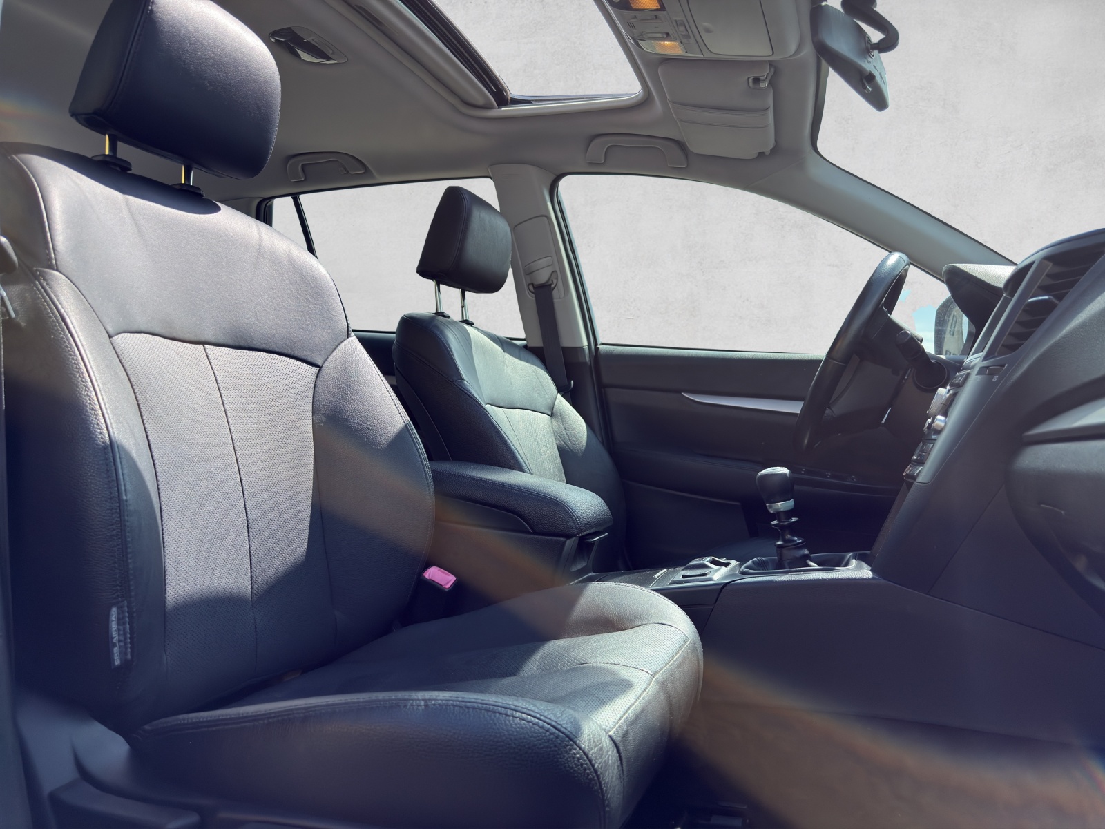 SUBARU Outback 2.0D Limited AWD-image-14