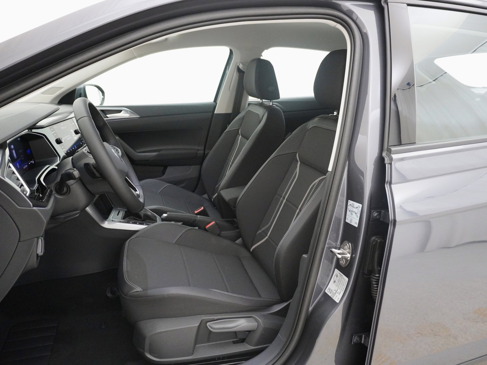 VW Taigo 1.0 TSI Style DSG-image-8