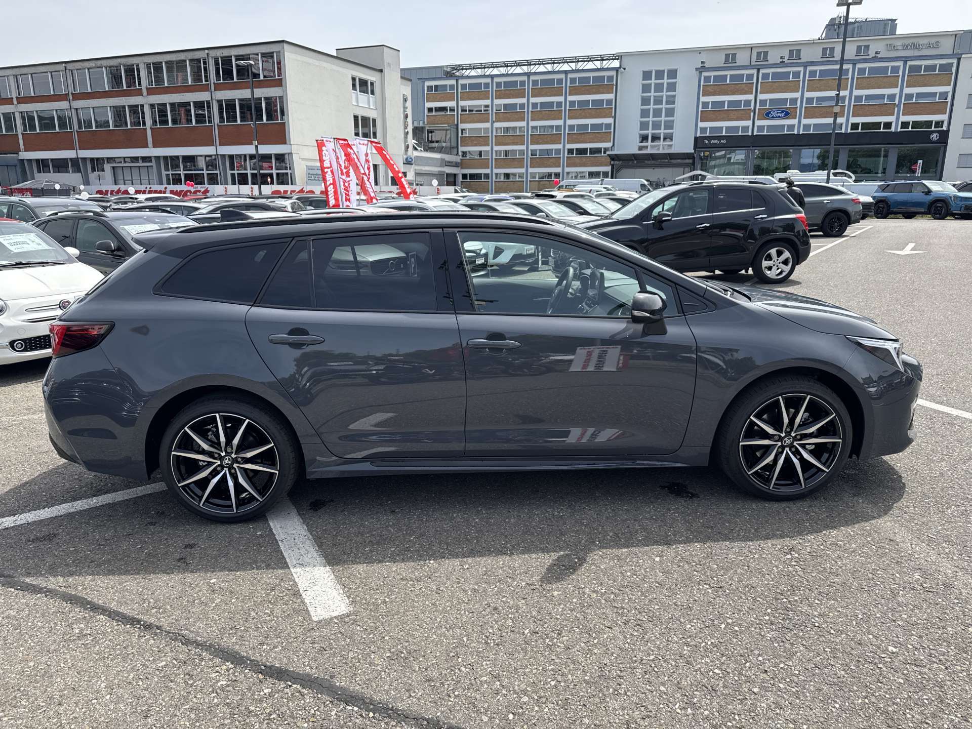 TOYOTA Corolla Touring Sports 2.0 HSD GR Sport e-CVT Automat-image-10