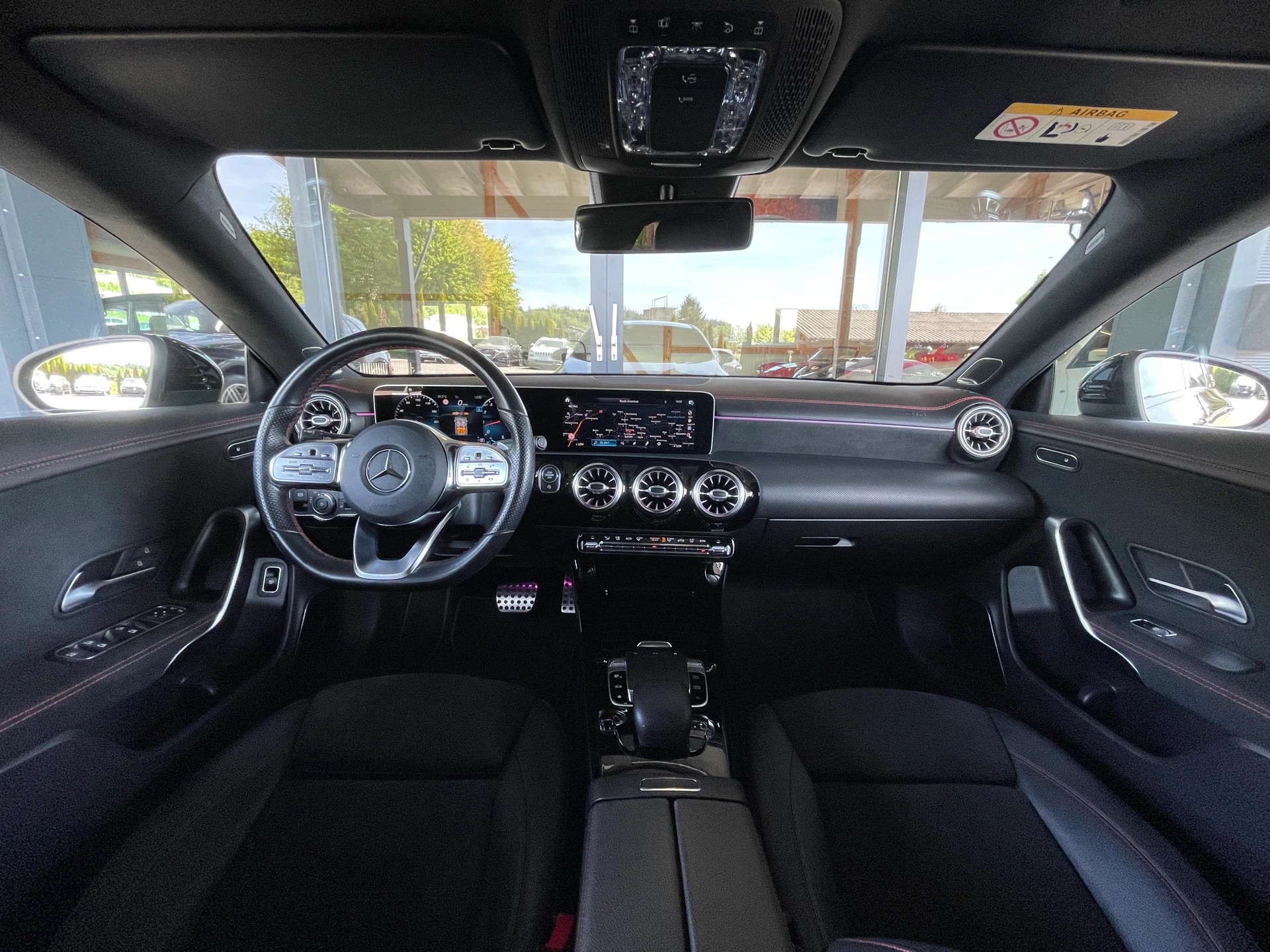 MERCEDES-BENZ CLA Shooting Brake 250 4Matic 7G-DCT AMG Line-image-7
