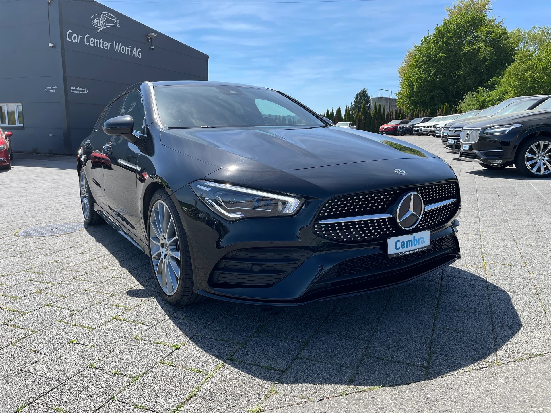 MERCEDES-BENZ CLA Shooting Brake 250 4Matic 7G-DCT AMG Line-image-5