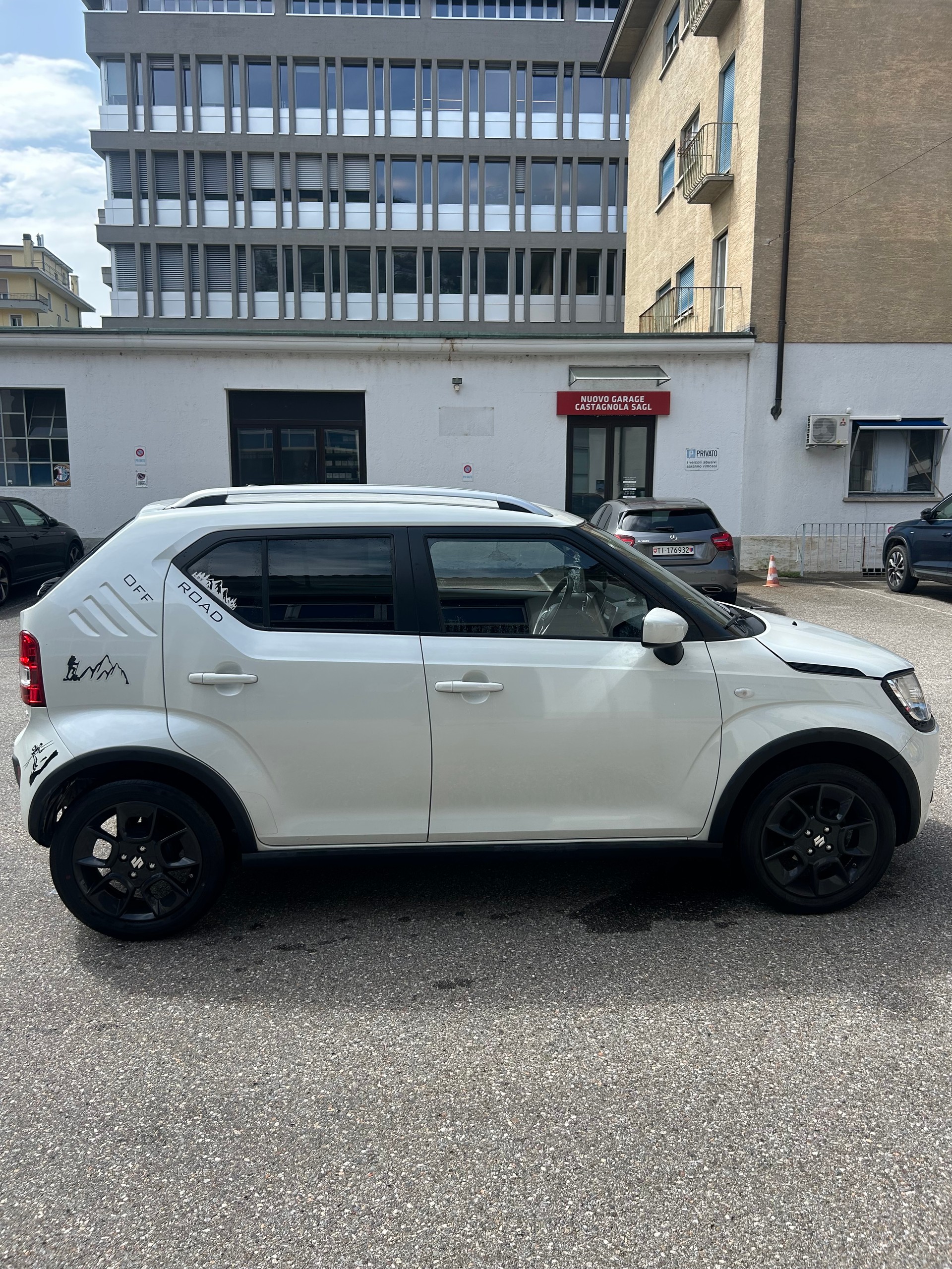 SUZUKI Ignis 1.2i Compact Top 4x4-image-7