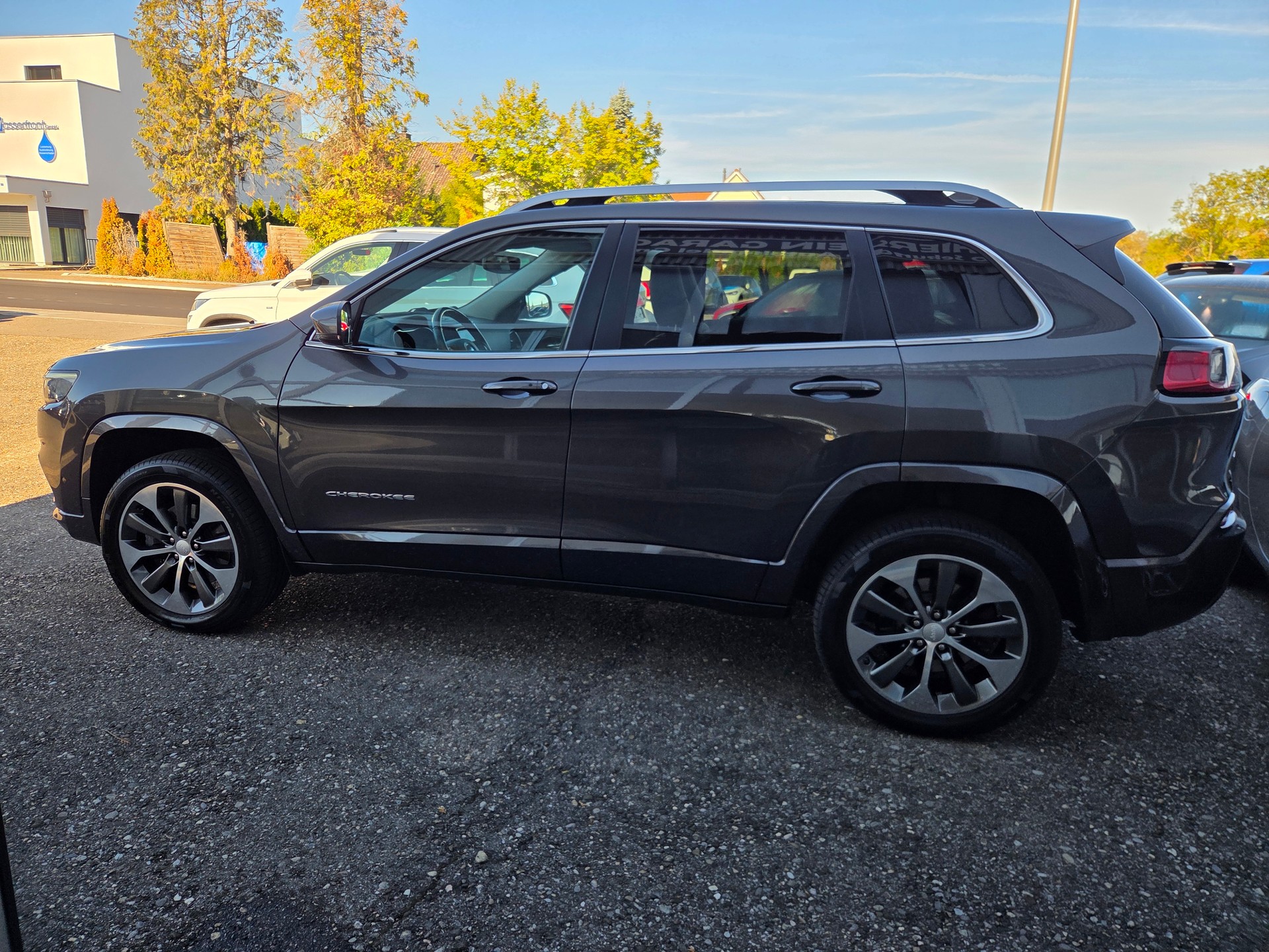 JEEP Cherokee 2.2MJ Overland AWD Drive II 9ATX-image-4